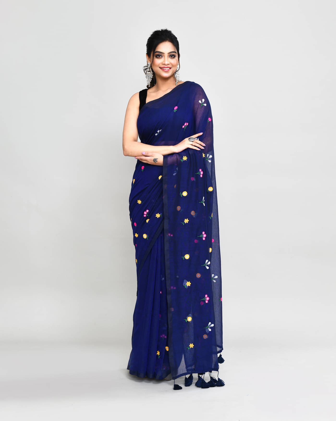     			PIYARI FASHION Cotton Embroidered Pashmina Saree With Unstitched Blouse Piece ( Blue )