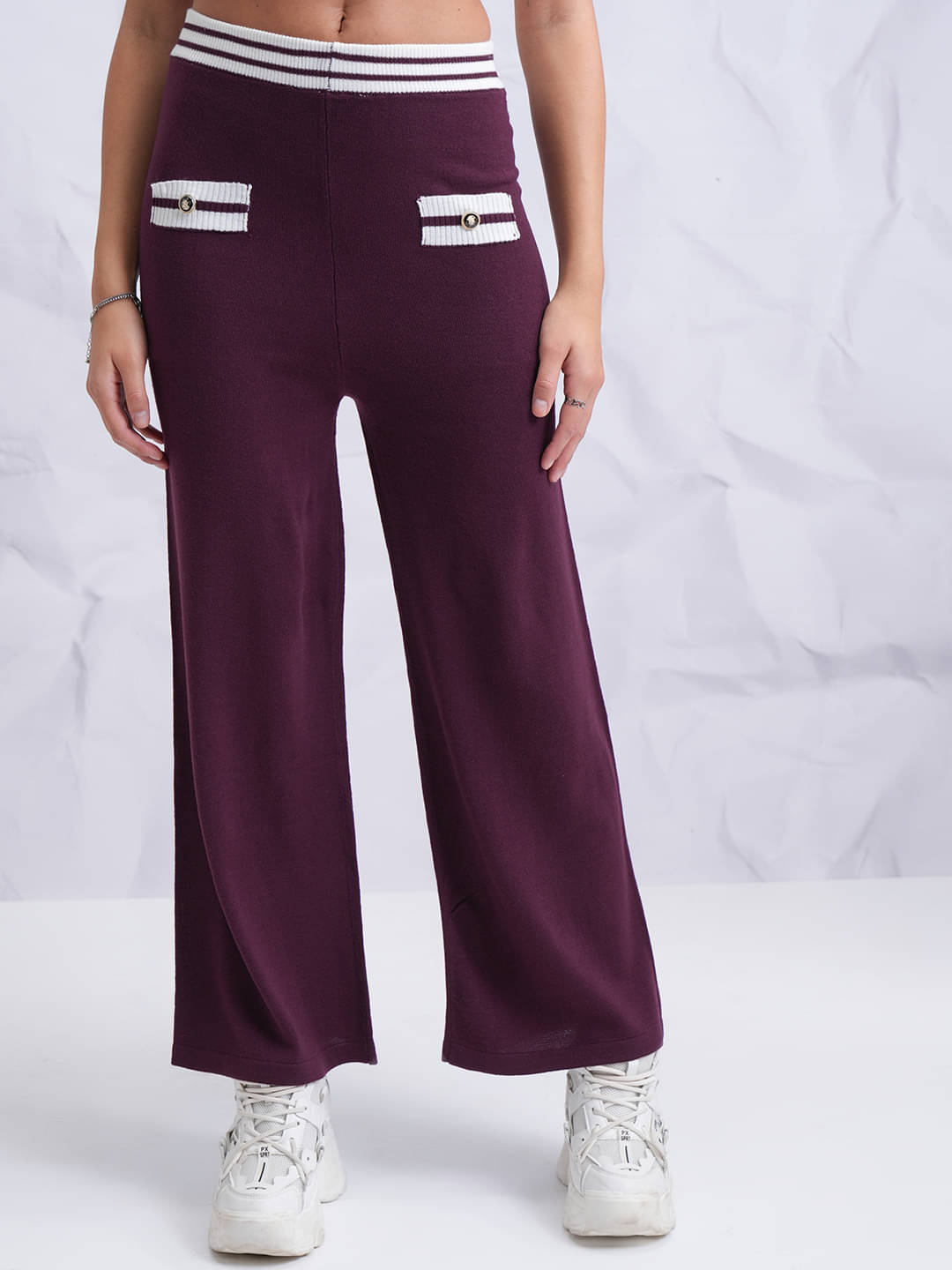     			Tokyo Talkies Women Acrylic V-Neck Pullover ( Maroon )