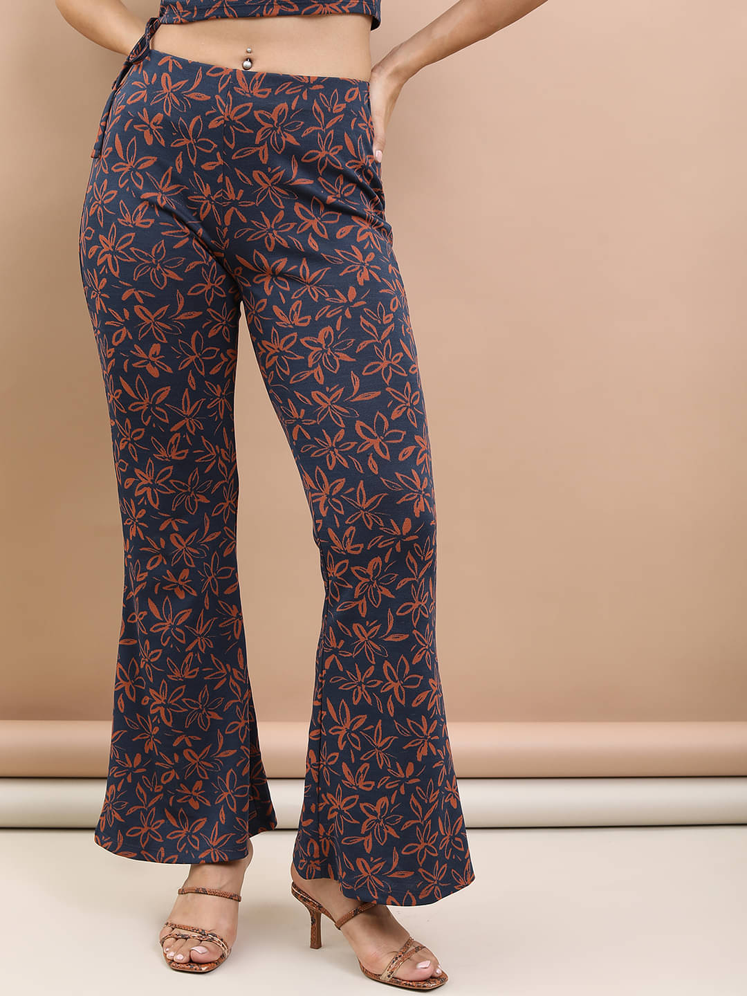     			Tokyo Talkies Pack of 1 Polyester Regular Women's Casual Pants ( Multicolor )