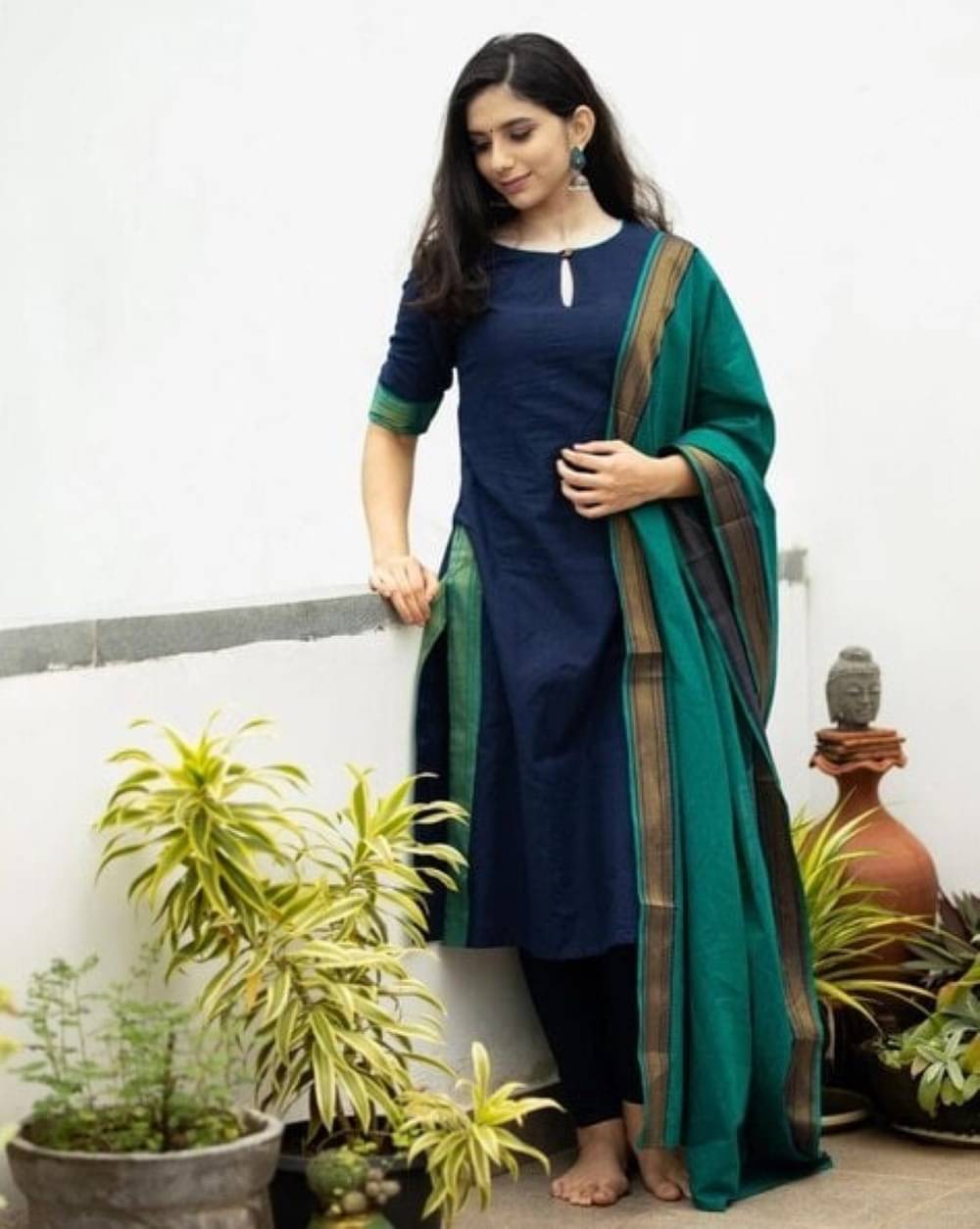 DIVYA VALLABHBHAI KATARIYA Women Cotton Blend Solid Straight Kurti With Pants ( Teal ) DIVYA VALLABHBHAI KATARIYA Women Cotton Blend Solid Straight Kurti With Pants ( Teal )