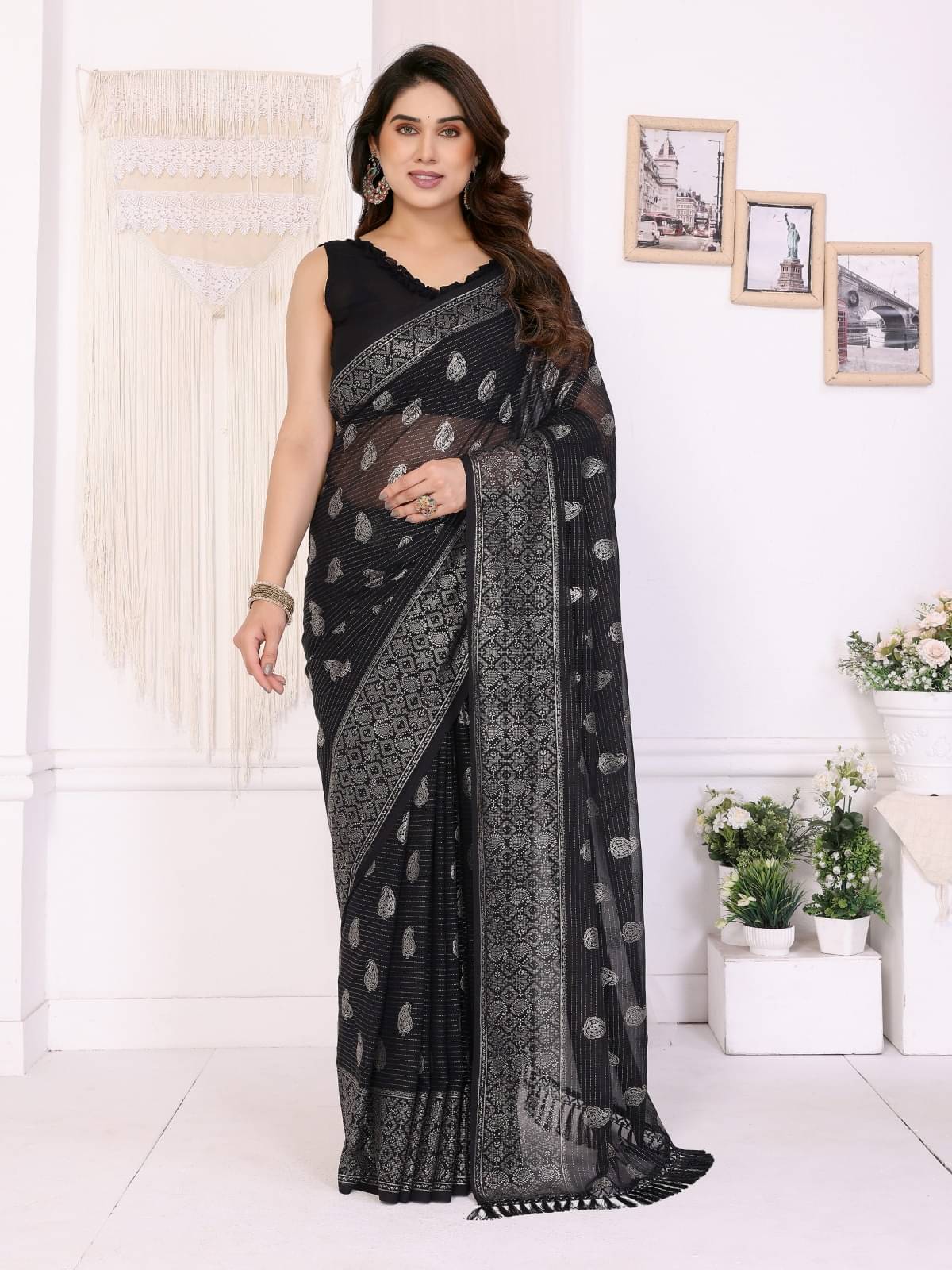     			PEER STORE Georgette Self Design Pochampally Ikkat Saree With Unstitched Blouse Piece ( Black )