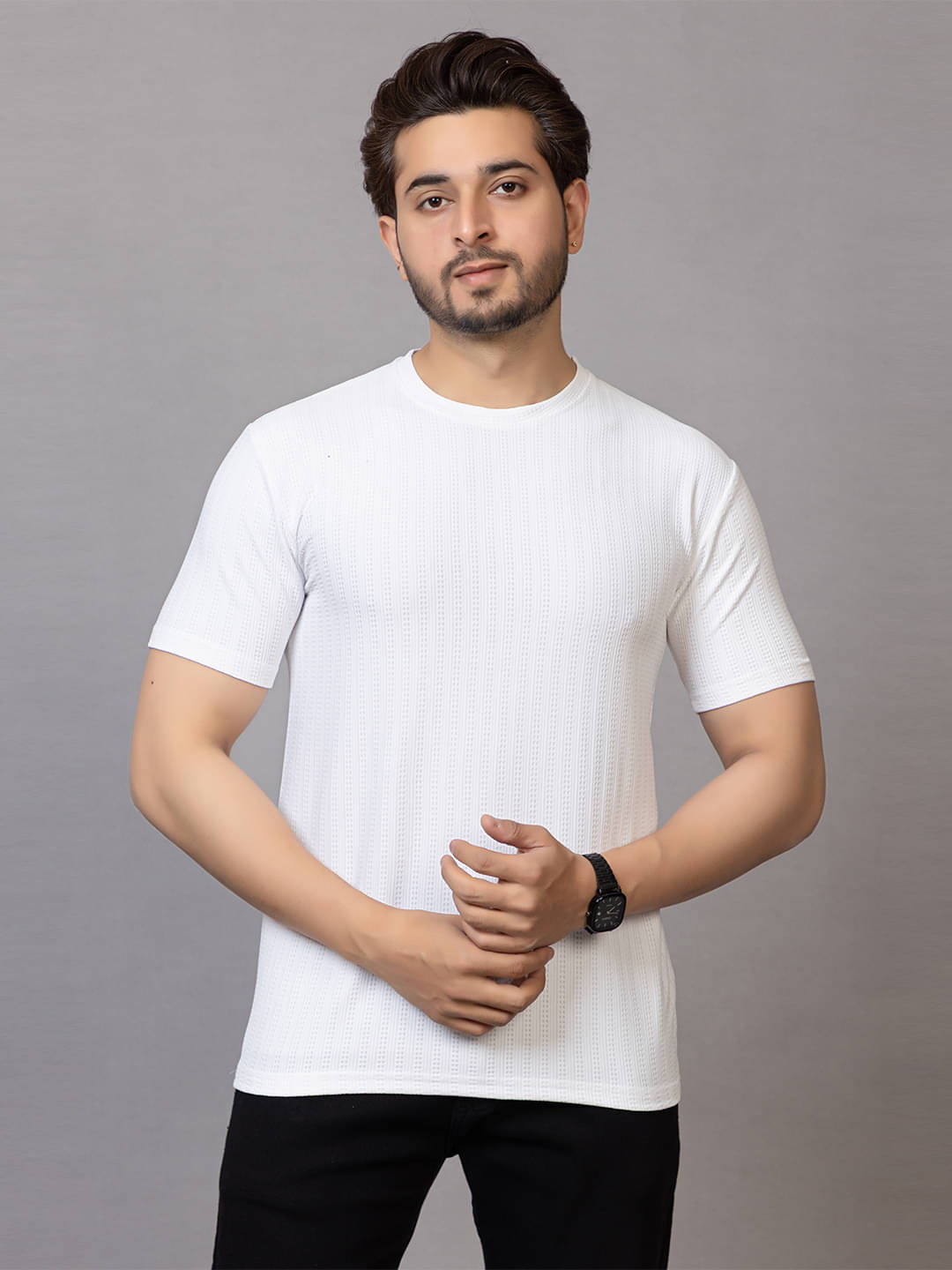     			RuarX Men Cotton Blend Regular Fit Solid T-Shirt ( White )