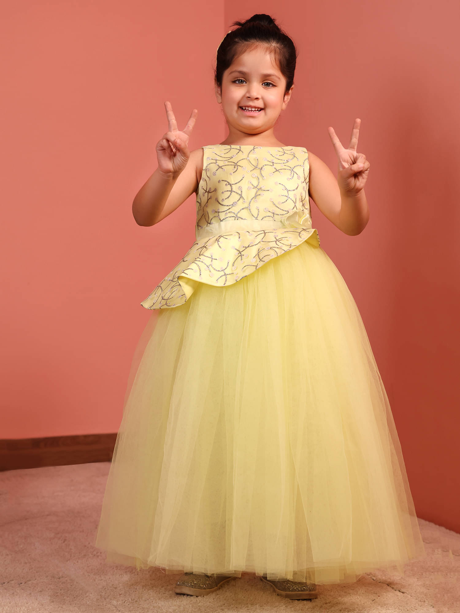 Toy Balloon Kids Net Gown For Girls ( Pack of 1 , Yellow ) Toy Balloon Kids Net Gown For Girls ( Pack of 1 , Yellow )