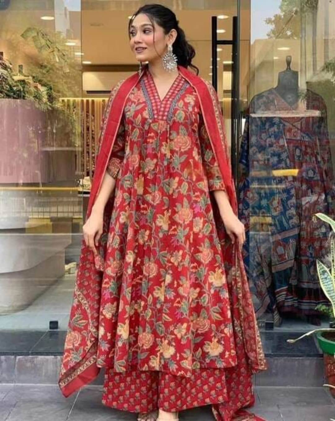 YAGNIK FASHION Women Rayon Printed Anarkali Kurti With Pants ( Red )