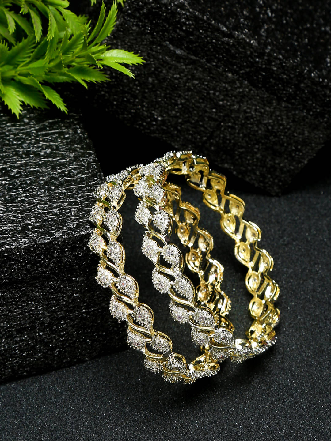 YOUBELLA Gold Bracelet ( Pack of 1 ) YOUBELLA Gold Bracelet ( Pack of 1 )
