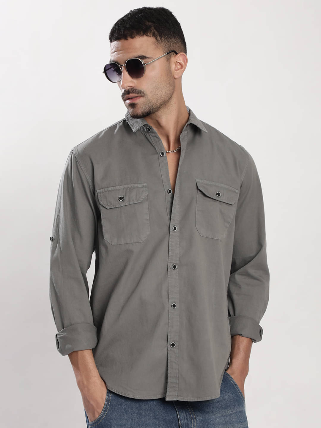 Bene Kleed 100% Cotton Regular Fit Solids Full Sleeves Men's Casual Shirt - Grey ( Pack of 1 ) Bene Kleed 100% Cotton Regular Fit Solids Full Sleeves Men's Casual Shirt - Grey ( Pack of 1 )