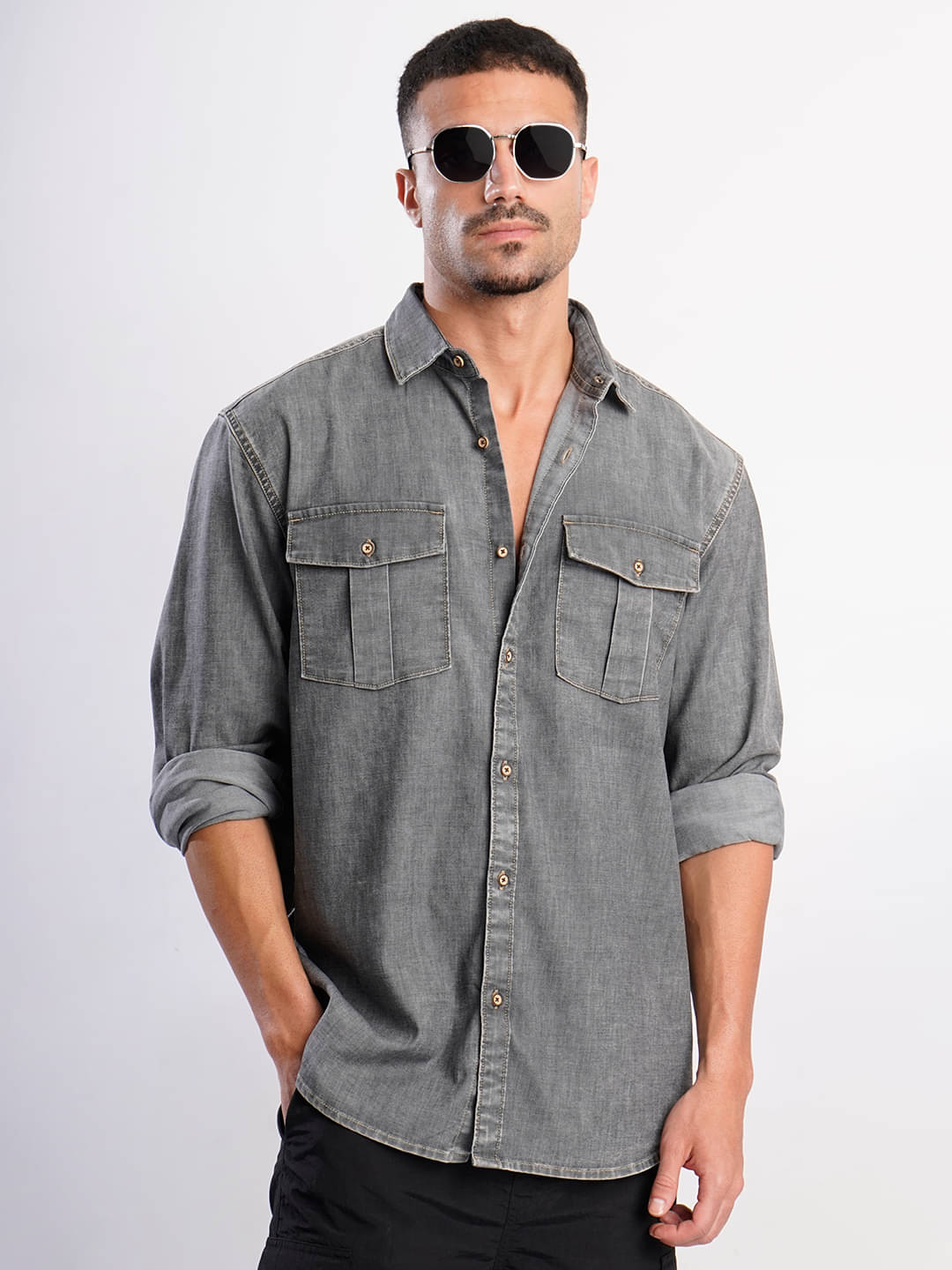 Bene Kleed 100% Cotton Relaxed Fit Solids Full Sleeves Men's Casual Shirt - Grey ( Pack of 1 ) Bene Kleed 100% Cotton Relaxed Fit Solids Full Sleeves Men's Casual Shirt - Grey ( Pack of 1 )