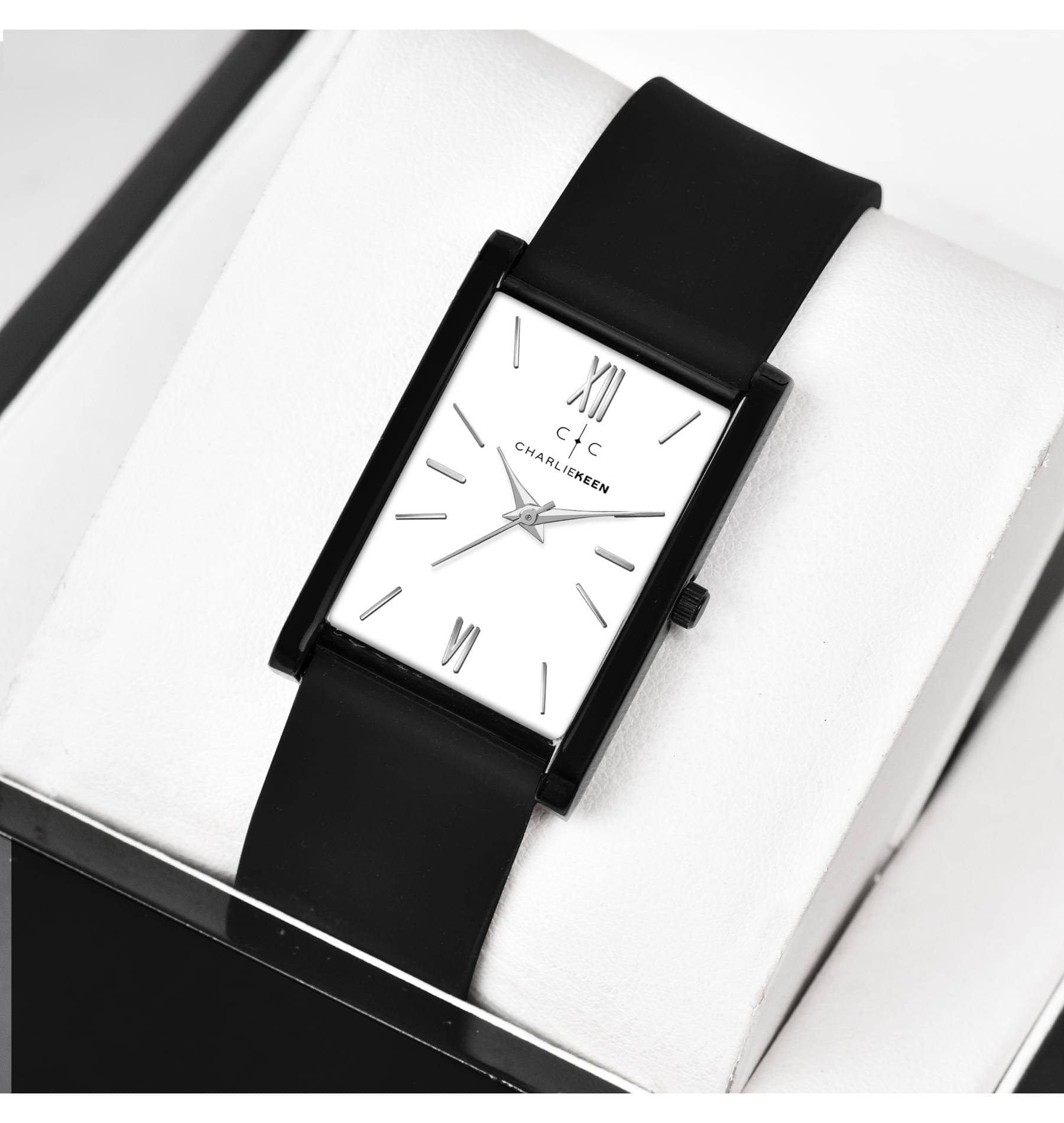     			CHARLIEKEEN Black Silicon Analog Men's Watch