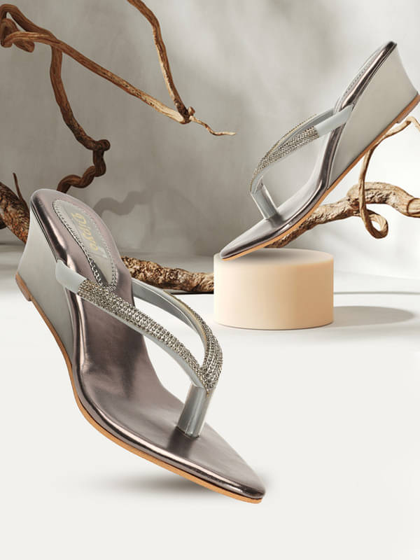     			DIPYO Gray Women's Sandal Heels
