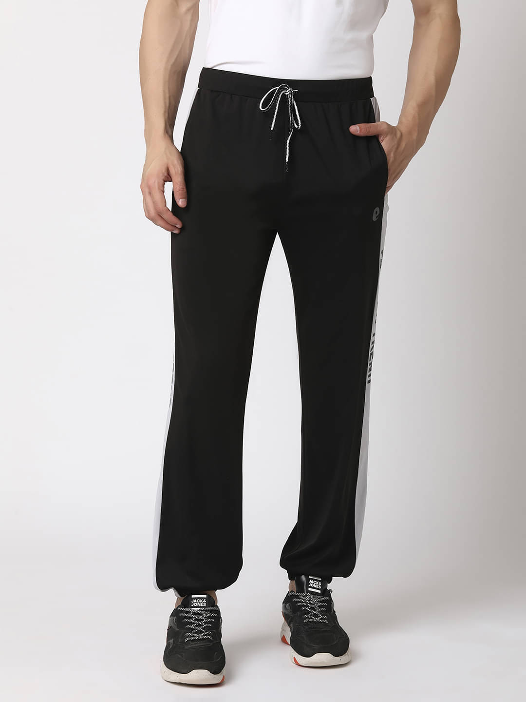     			Estro Black Polyester Men's Joggers ( Pack of 1 )