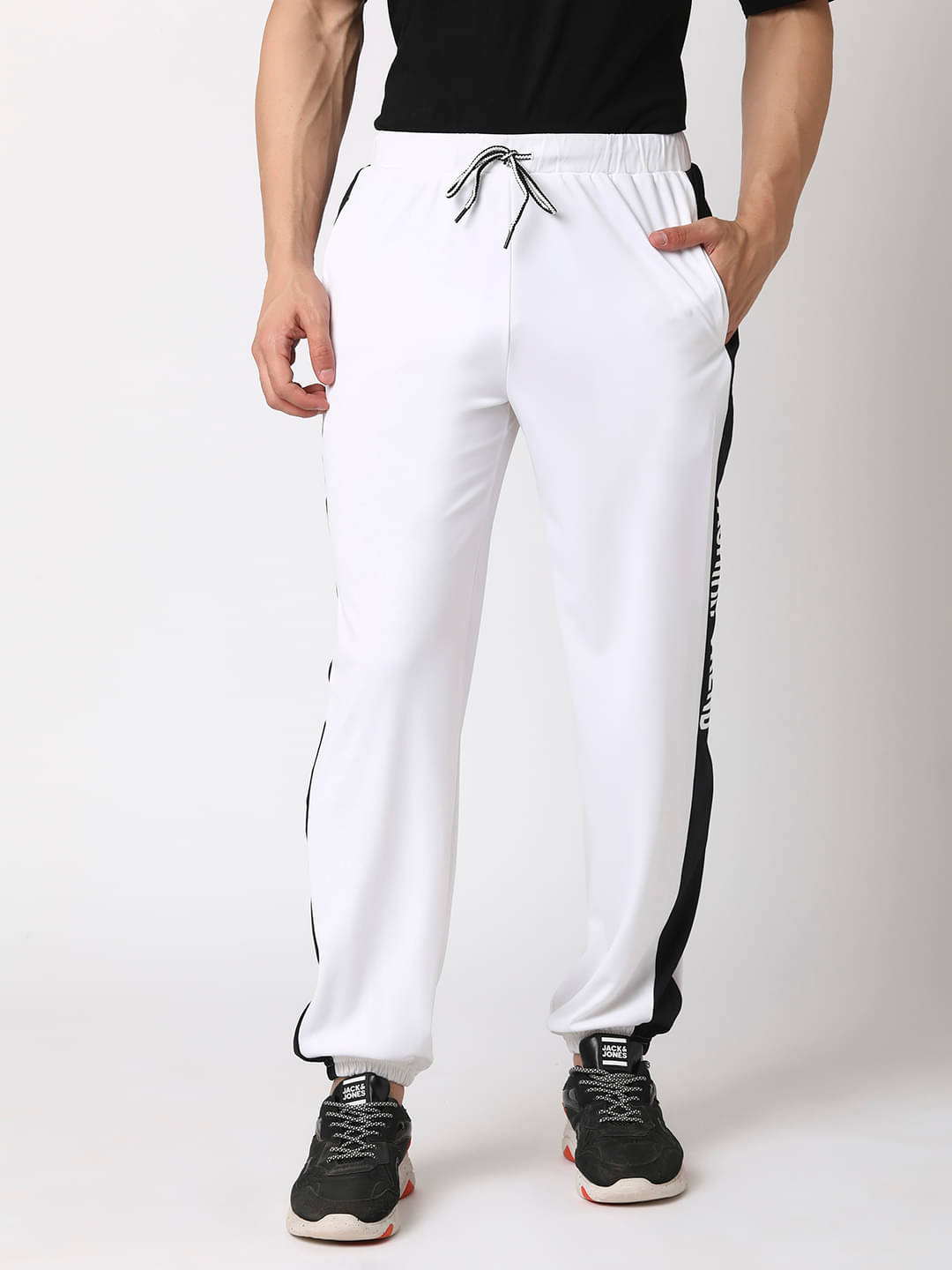 Estro White Polyester Men's Joggers ( Pack of 1 ) Estro White Polyester Men's Joggers ( Pack of 1 )