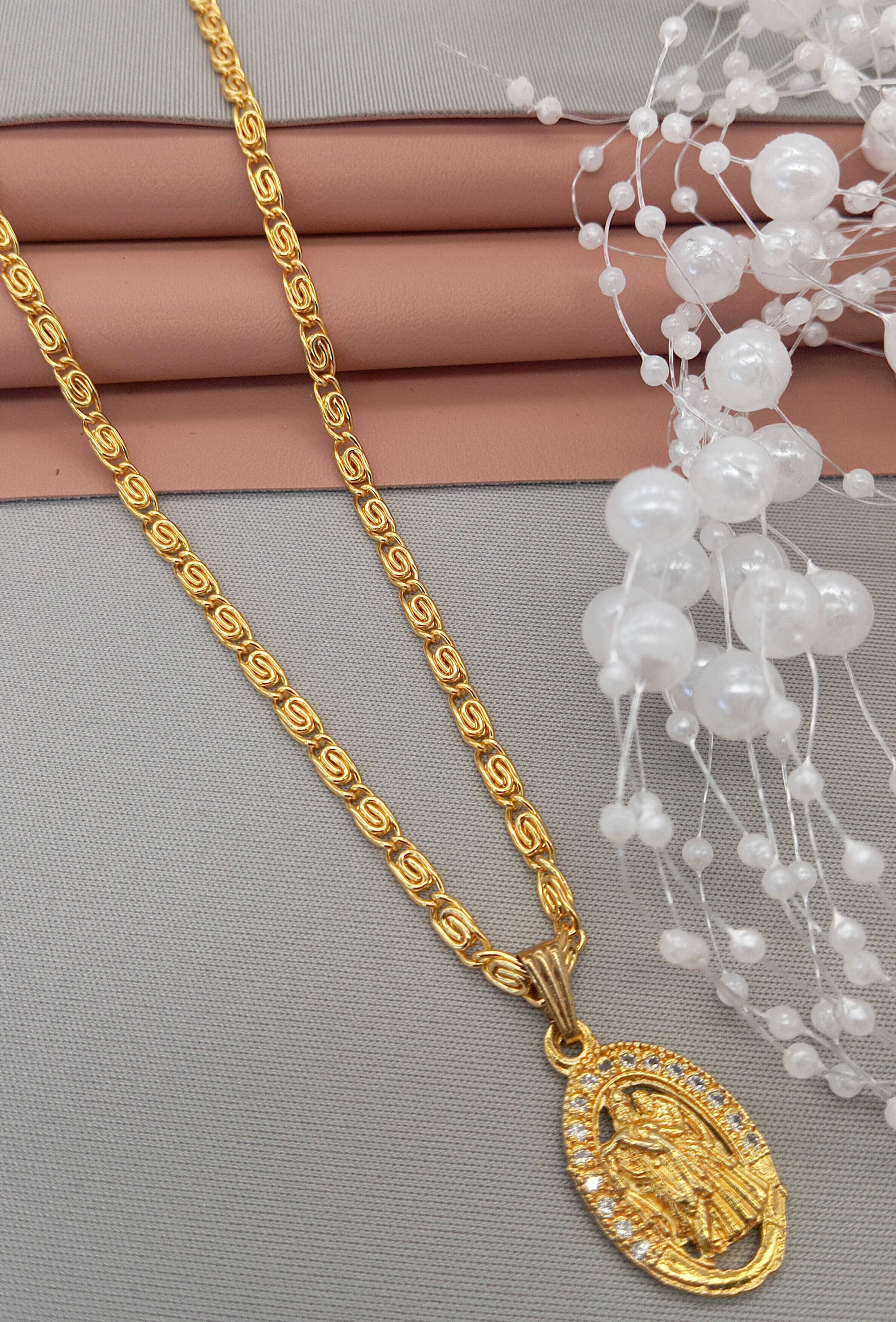JIPPA Gold Pendant ( Pack of 1 ) JIPPA Gold Pendant ( Pack of 1 )