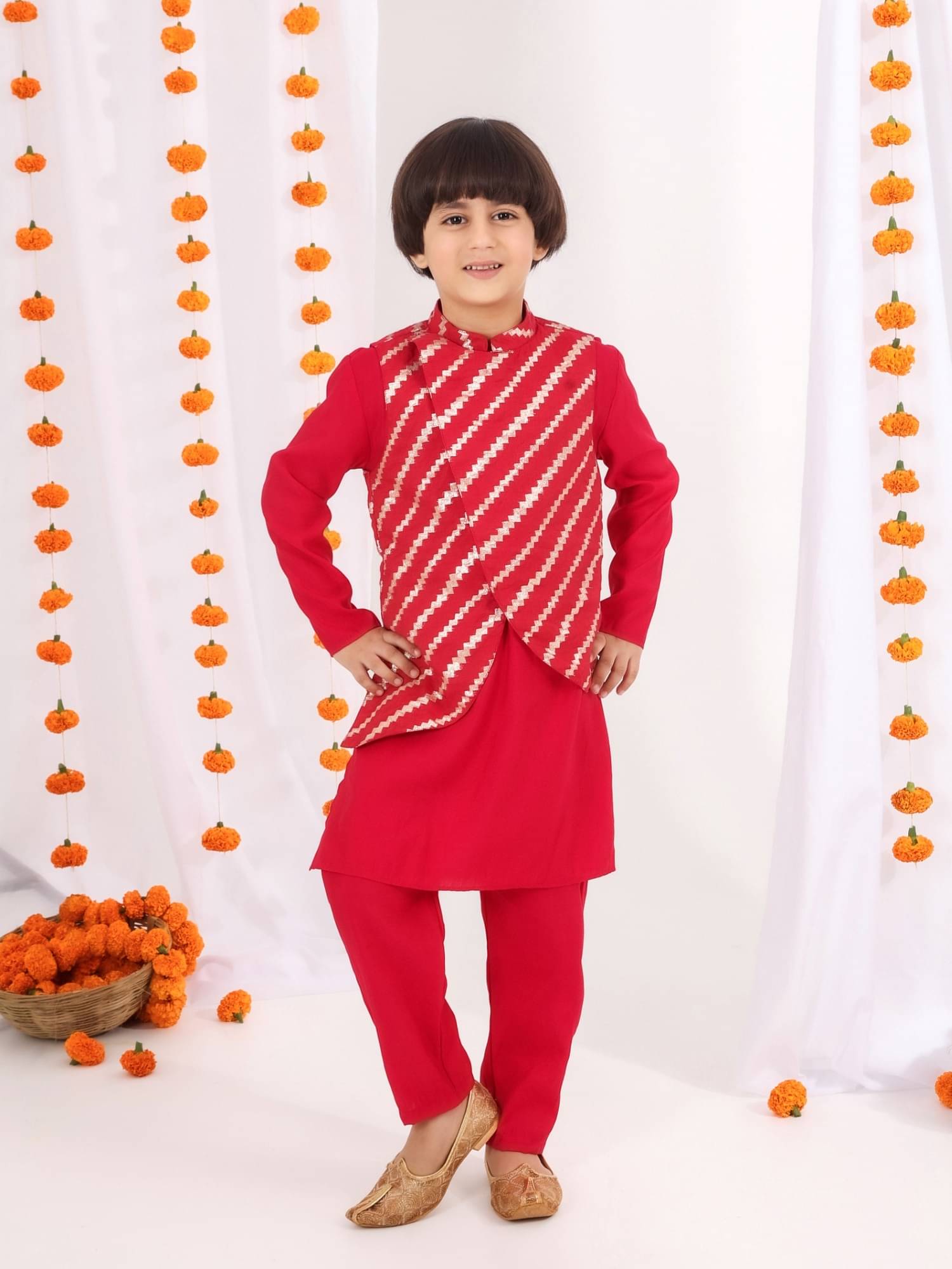 MASTARANG Boys Brocade Abstract - Pattern Kurta Pyjama Set ( Red , Pack of 1 ) MASTARANG Boys Brocade Abstract - Pattern Kurta Pyjama Set ( Red , Pack of 1 )