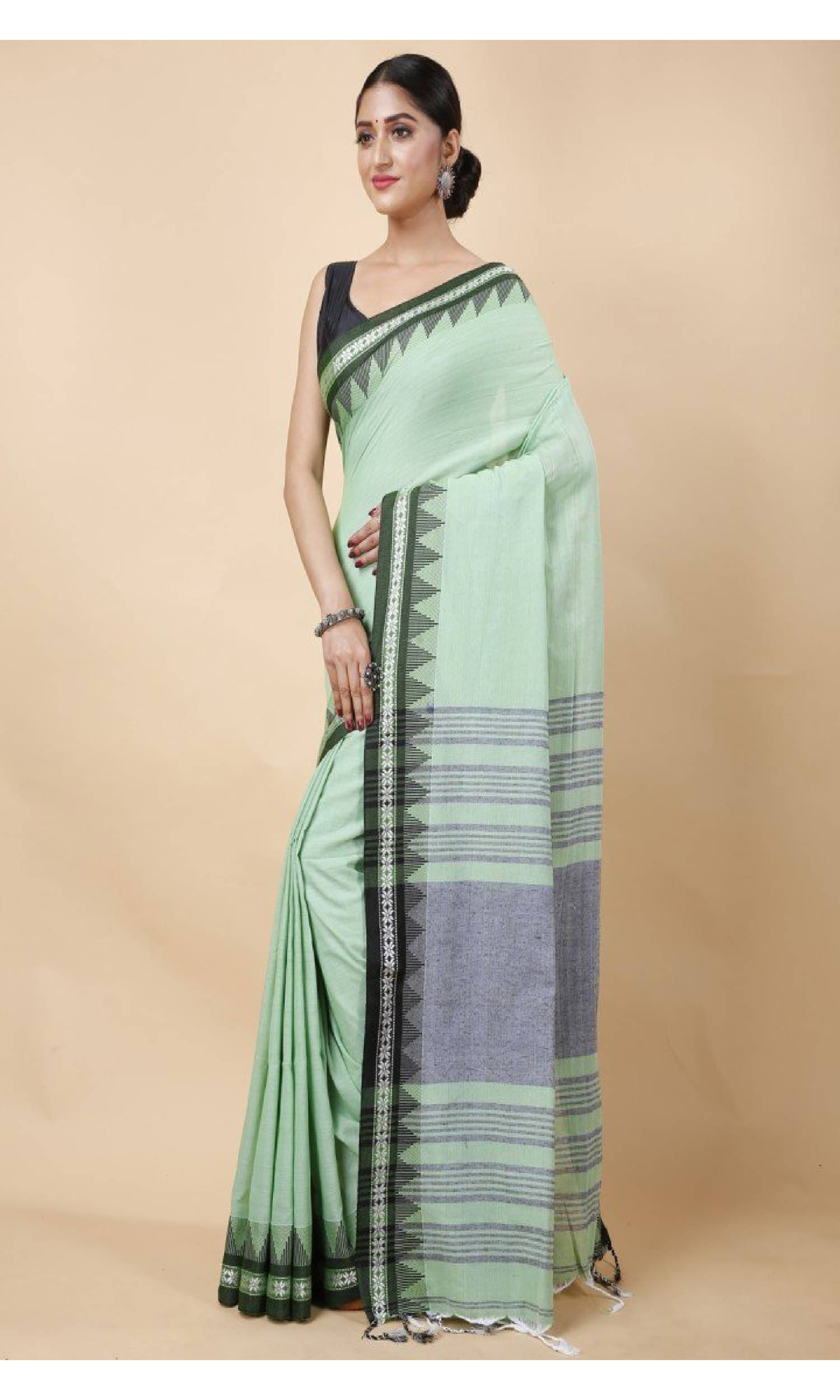     			PIYARI FASHION Cotton Woven Tant Saree With Unstitched Blouse Piece ( Green )