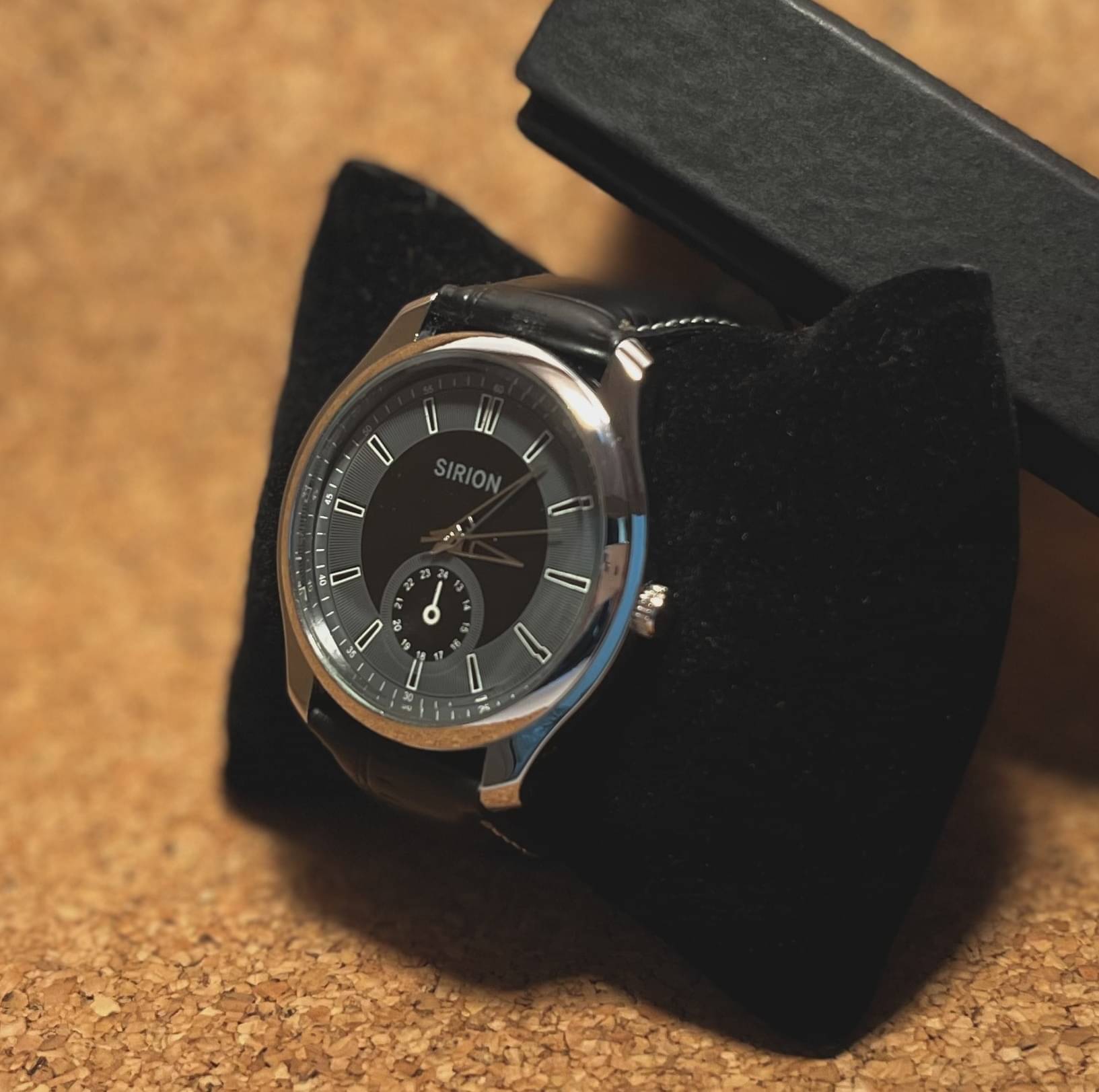     			Sirion Black Leather Analog Men's Watch