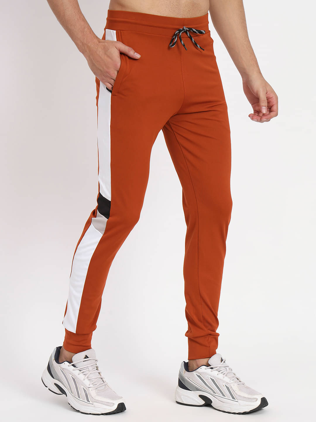     			9lkha Rust Lycra Men's Joggers ( Pack of 1 )