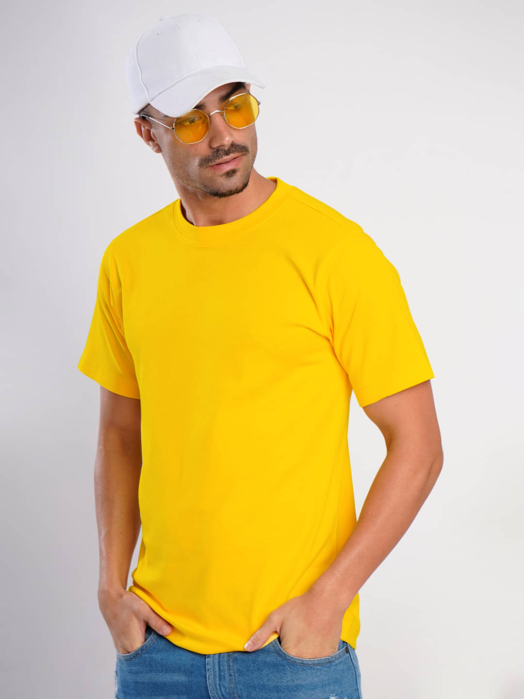     			Bene Kleed Men 100% Cotton Regular Fit Solid T-Shirt ( Yellow )