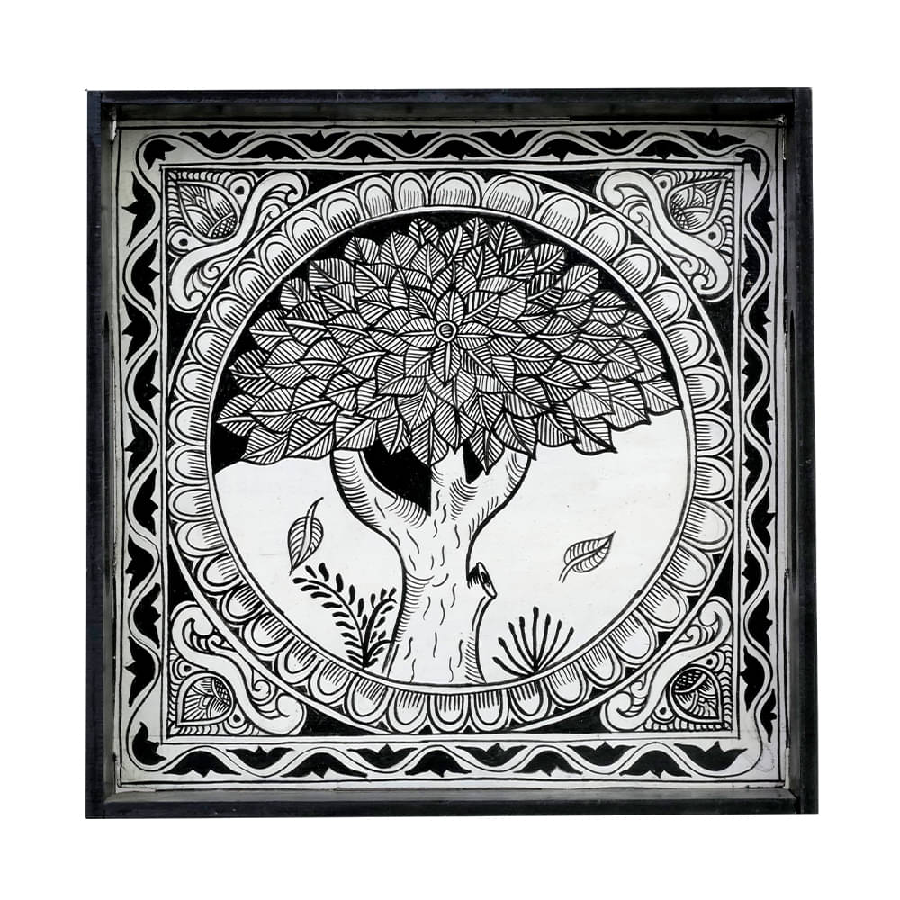 Decorative Multipurpose Tray - Exclusive hand-painted in Pattachitra art by Penkraft     			Decorative Multipurpose Tray - Exclusive hand-painted in Pattachitra art by Penkraft