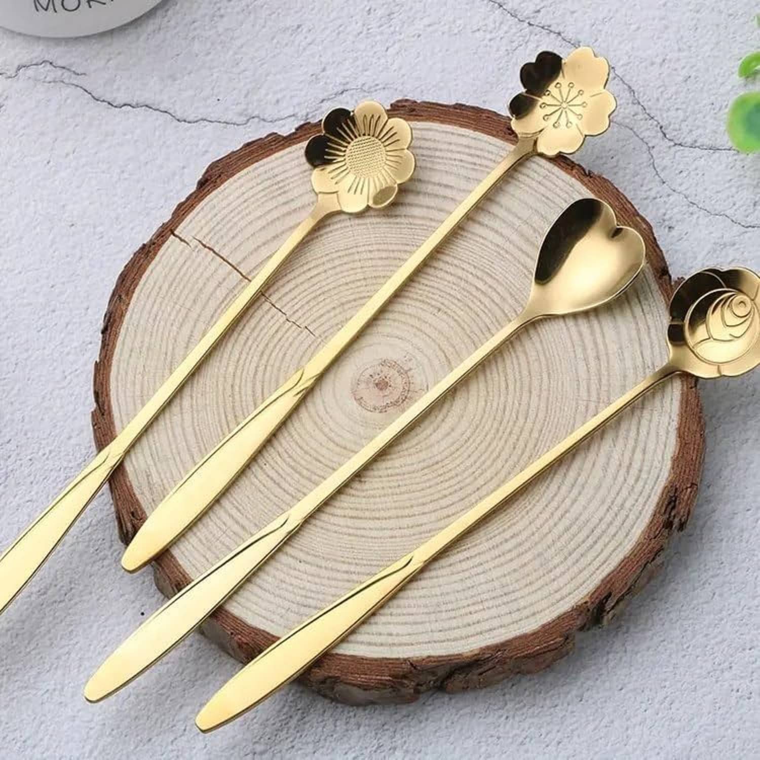     			Desert Spoon 4PCS Set,Golden Spoon Set/Coffee Spoon/Dessert Spoons/Cutlery Kitchen Tableware/Stainless Steel Gold Different Shape Coffee Spoon.