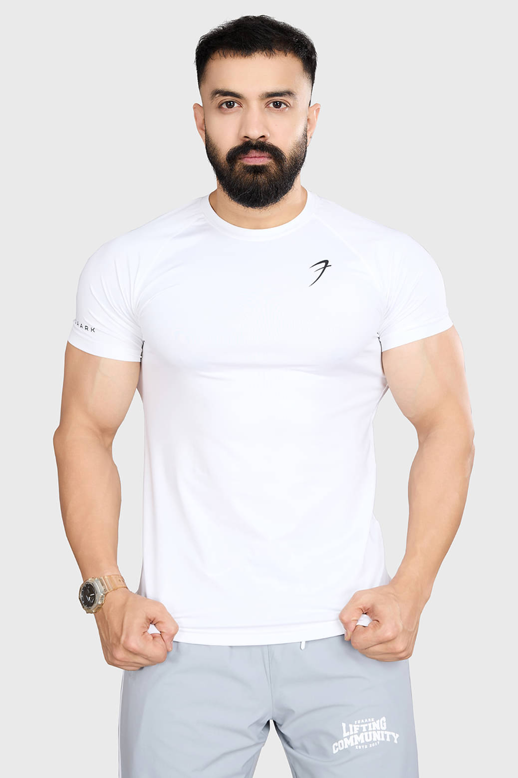 Fuaark White Polyester Slim Fit Men's Compression T-Shirt ( Pack of 1 ) Fuaark White Polyester Slim Fit Men's Compression T-Shirt ( Pack of 1 )