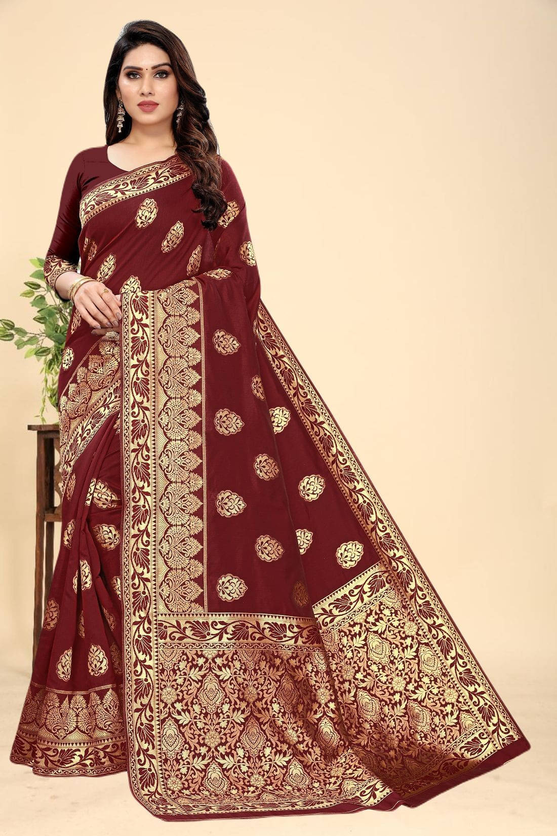     			Kevami Fashion Jacquard Woven Banarasi saree With Unstitched Blouse Piece ( Maroon )