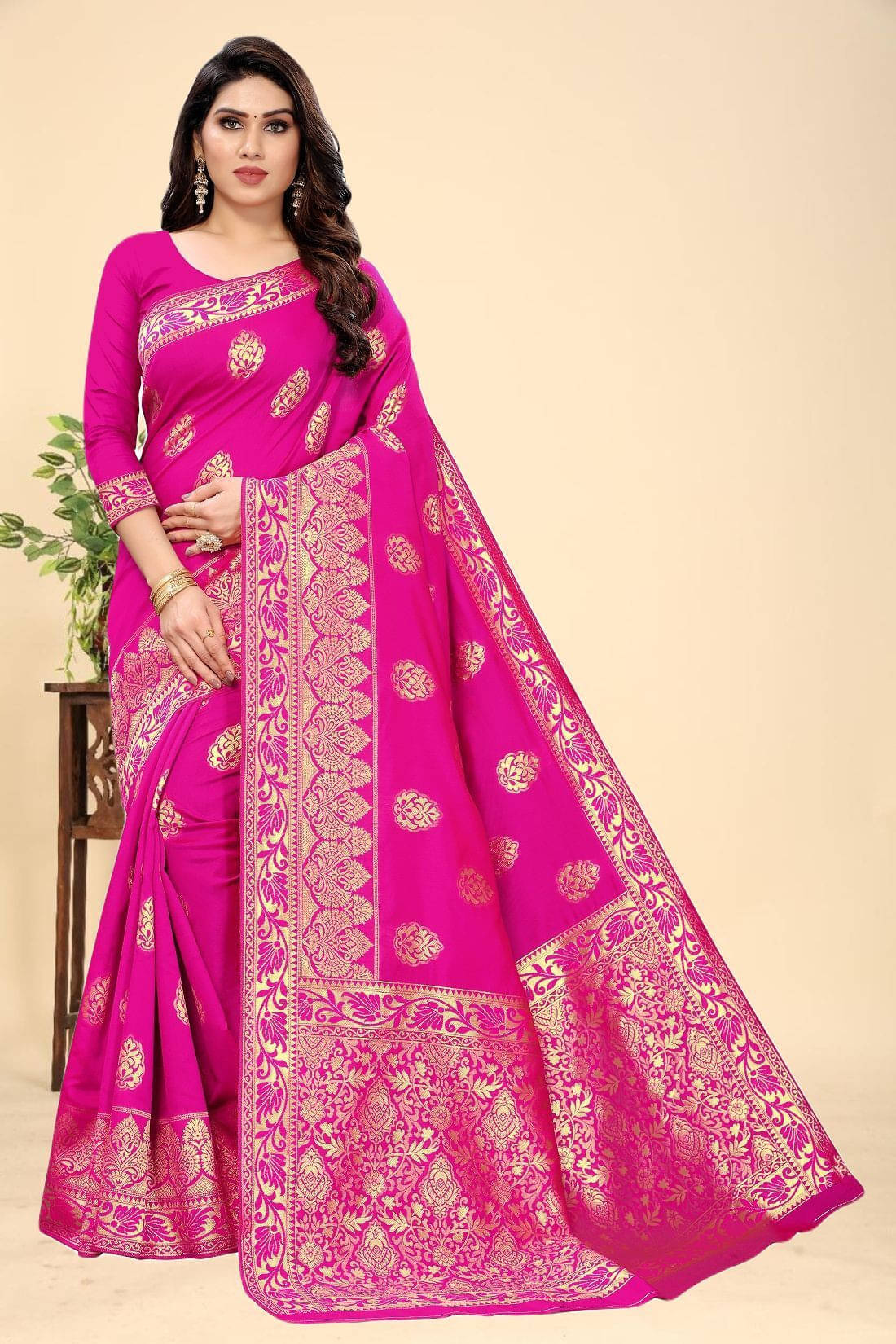 Kevami Fashion Jacquard Woven Banarasi saree With Unstitched Blouse Piece ( Pink )     			Kevami Fashion Jacquard Woven Banarasi saree With Unstitched Blouse Piece ( Pink )