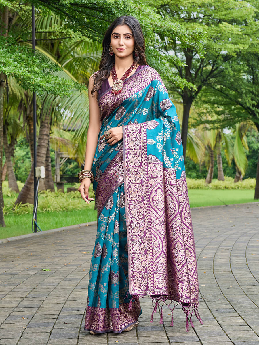 Kevami Fashion Silk Blend Woven Banarasi saree With Unstitched Blouse Piece ( Magenta ) Kevami Fashion Silk Blend Woven Banarasi saree With Unstitched Blouse Piece ( Magenta )