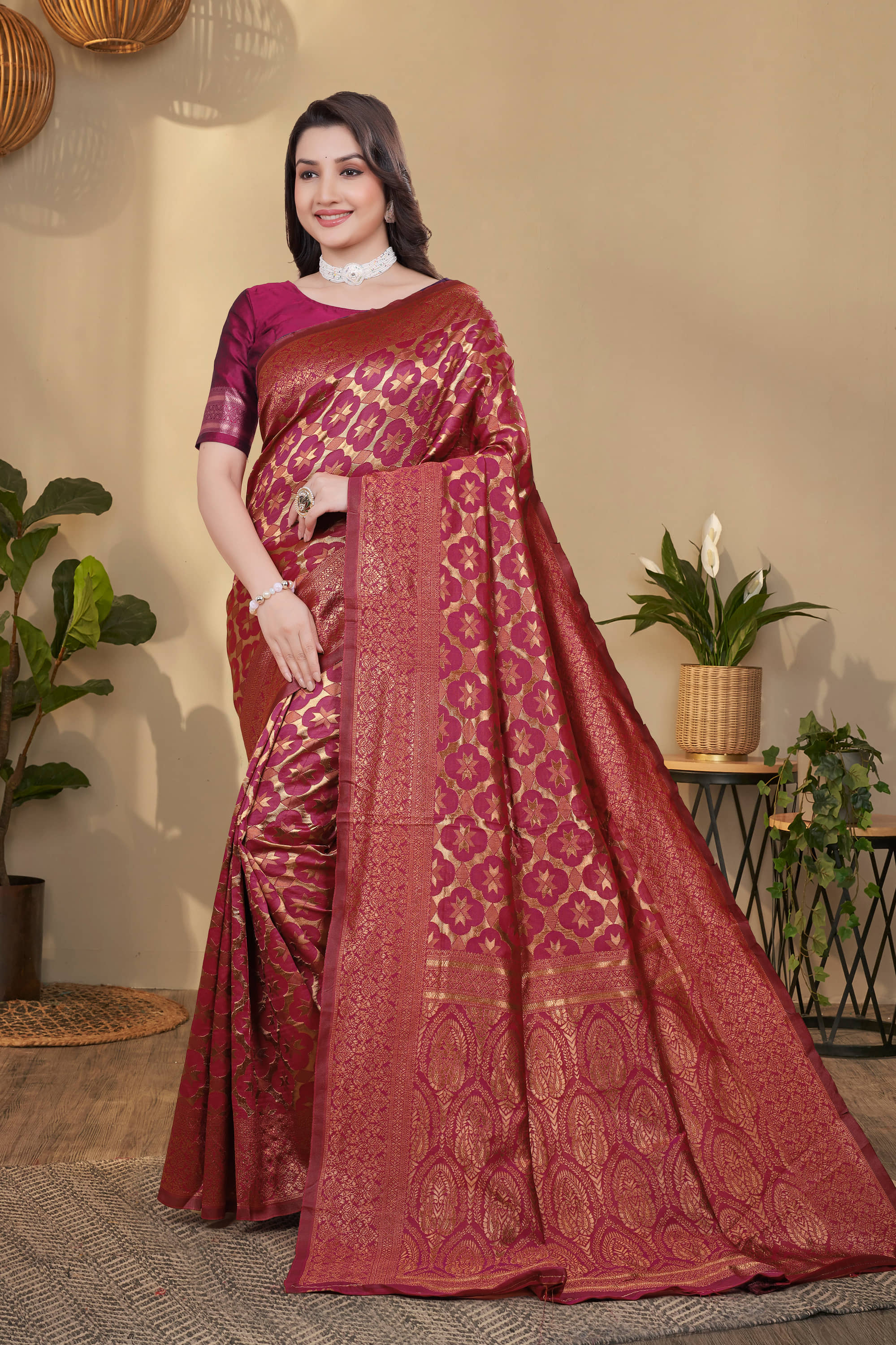 NENCY FASHION Silk Woven Banarasi saree With Unstitched Blouse Piece ( Rani ) - Sarees | Buy online on ZillyBuy