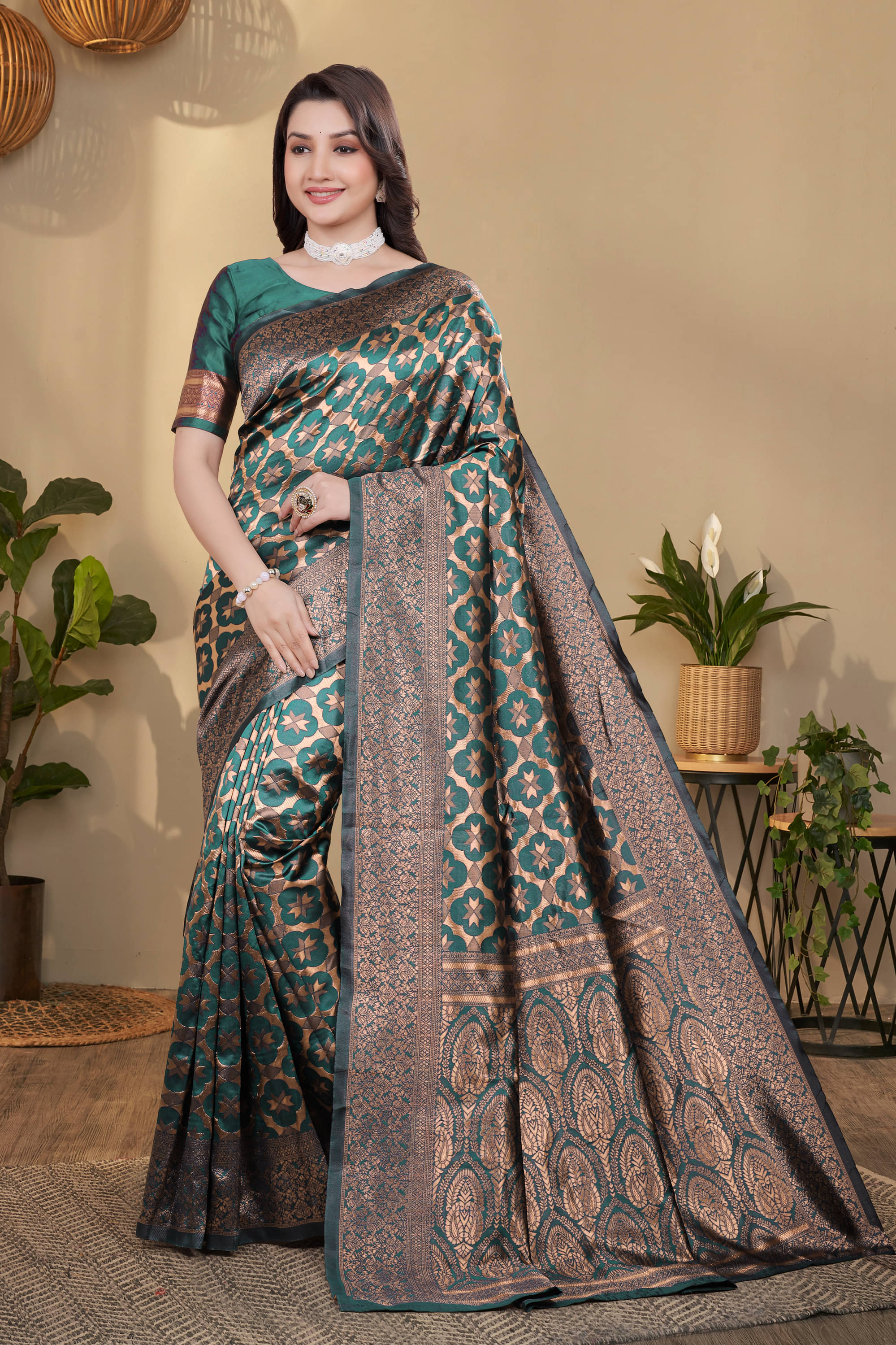    			NENCY FASHION Silk Woven Banarasi saree With Unstitched Blouse Piece ( Rama )