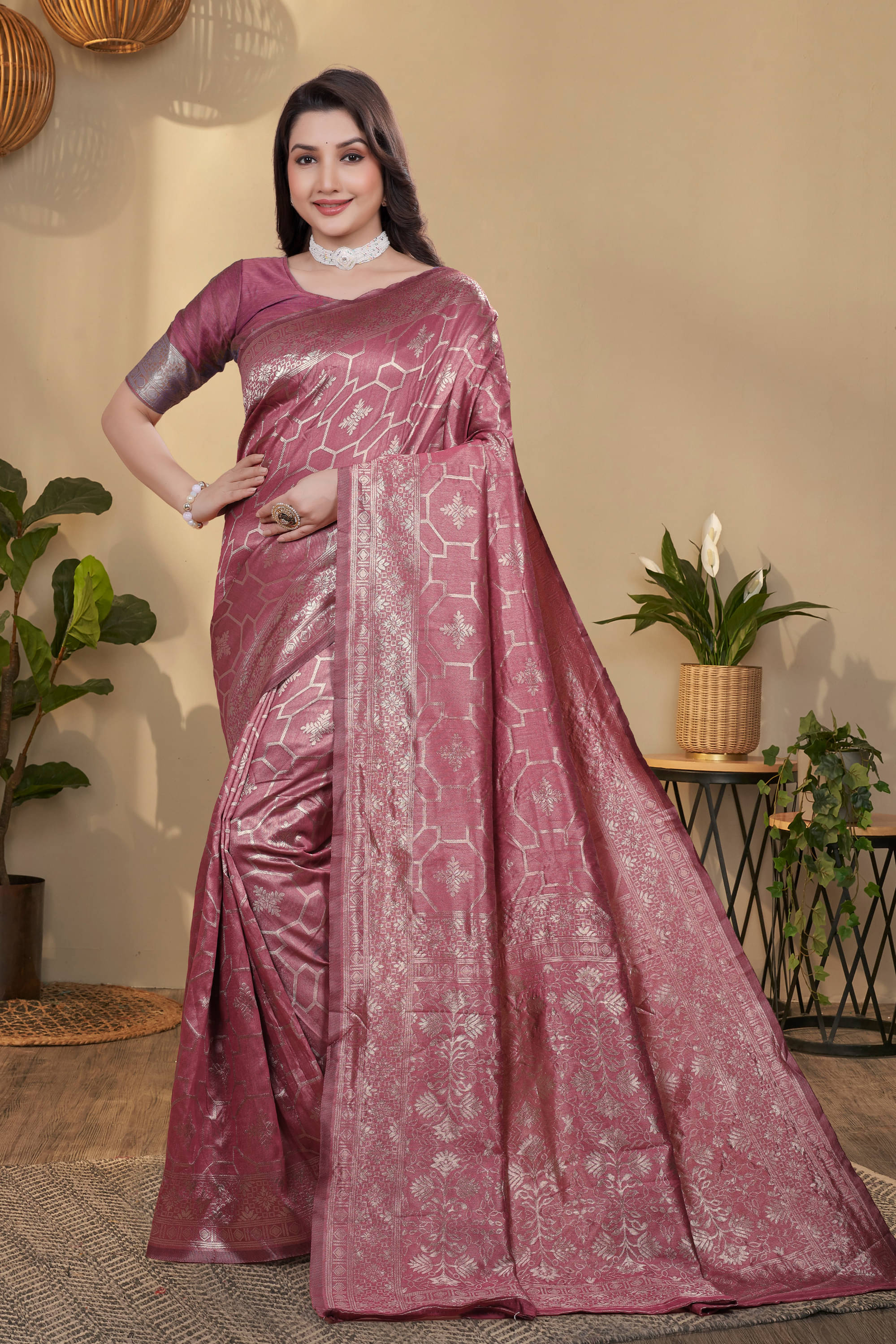     			NENCY FASHION Silk Woven Banarasi saree With Unstitched Blouse Piece ( Pink )