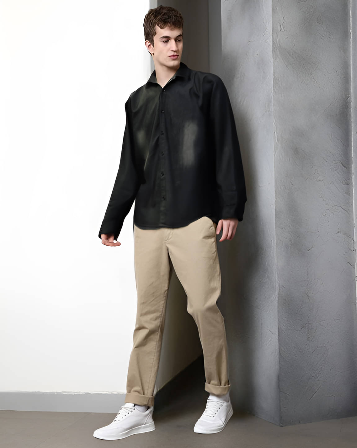     			NEW-18 Denim Regular Fit Solids Full Sleeves Men's Casual Shirt - Black ( Pack of 1 )