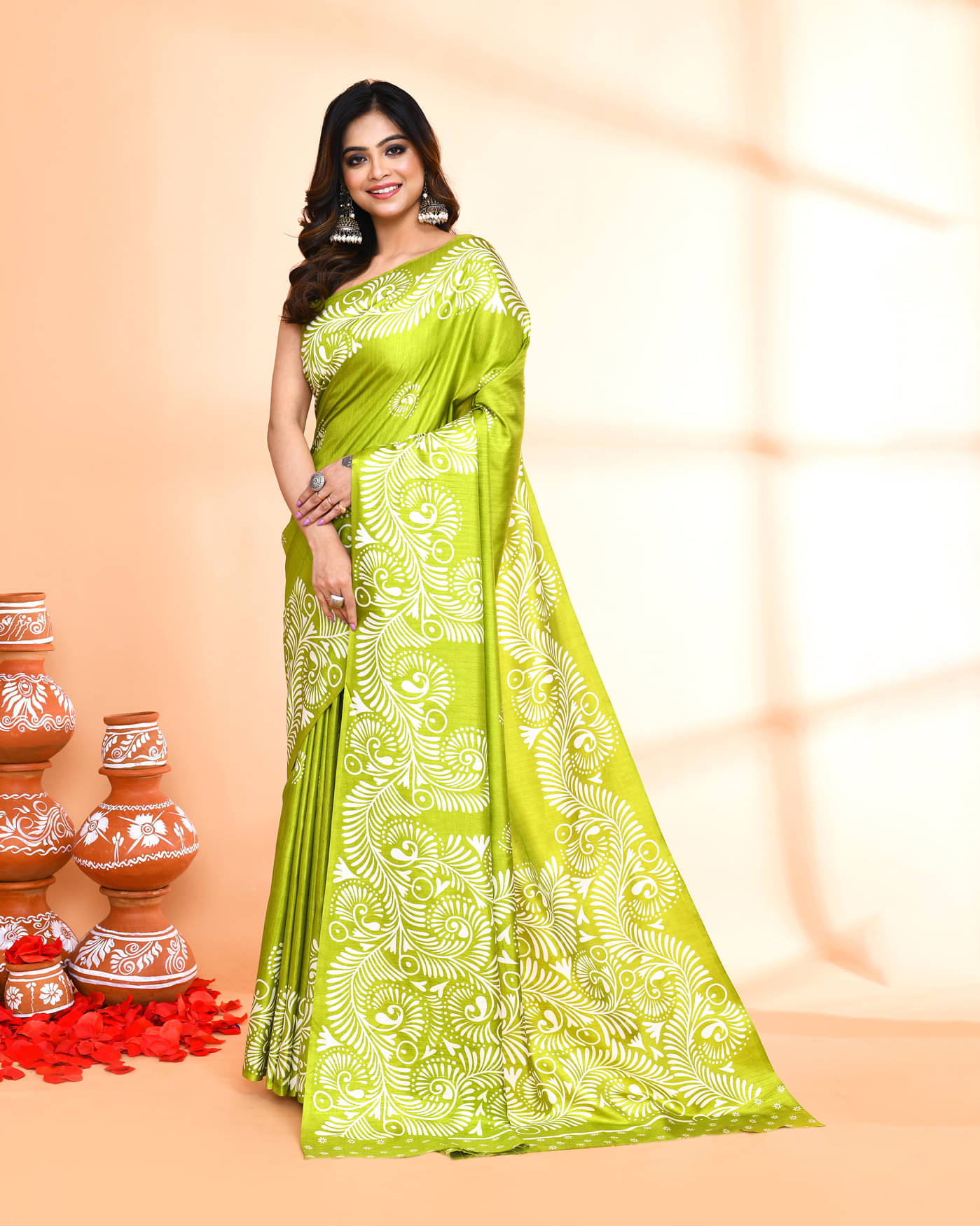     			PIYARI FASHION Asaam Silk Printed Mashru Saree With Unstitched Blouse Piece ( Olive )