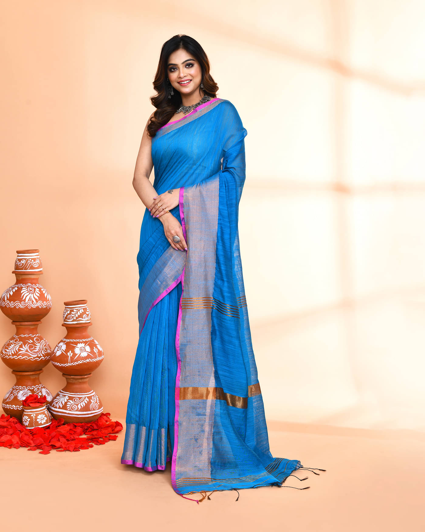     			PIYARI FASHION Cotton Blend Woven Narayanpet Saree With Unstitched Blouse Piece ( Sky Blue )