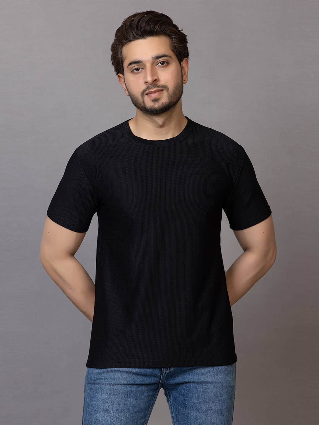 RuarX Men Cotton Blend Regular Fit Solid T-Shirt ( Black ) RuarX Men Cotton Blend Regular Fit Solid T-Shirt ( Black )