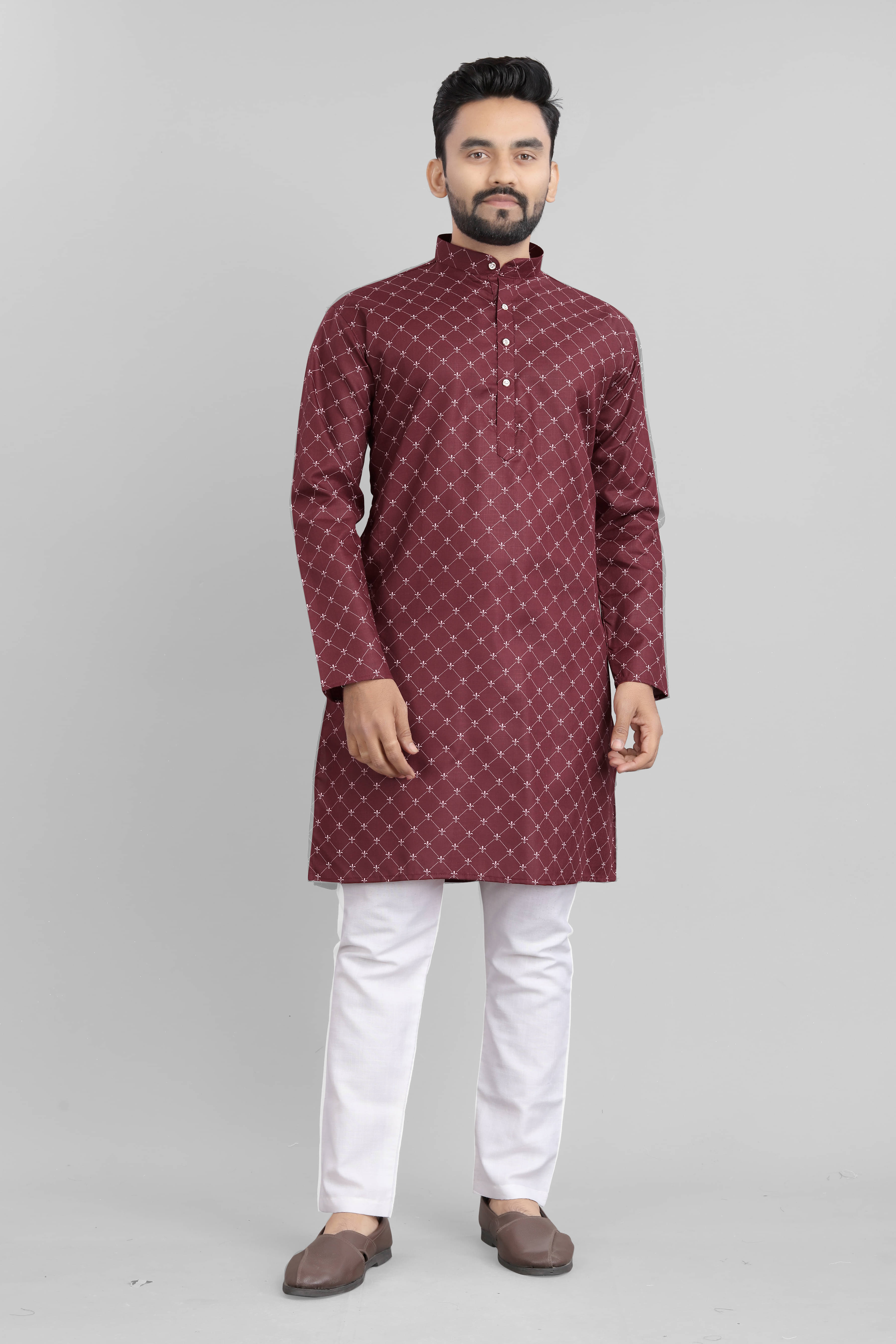     			SPOQUE Maroon Cotton Blend Regular Fit Men's Kurta Pyjama Set ( Pack of 1 )