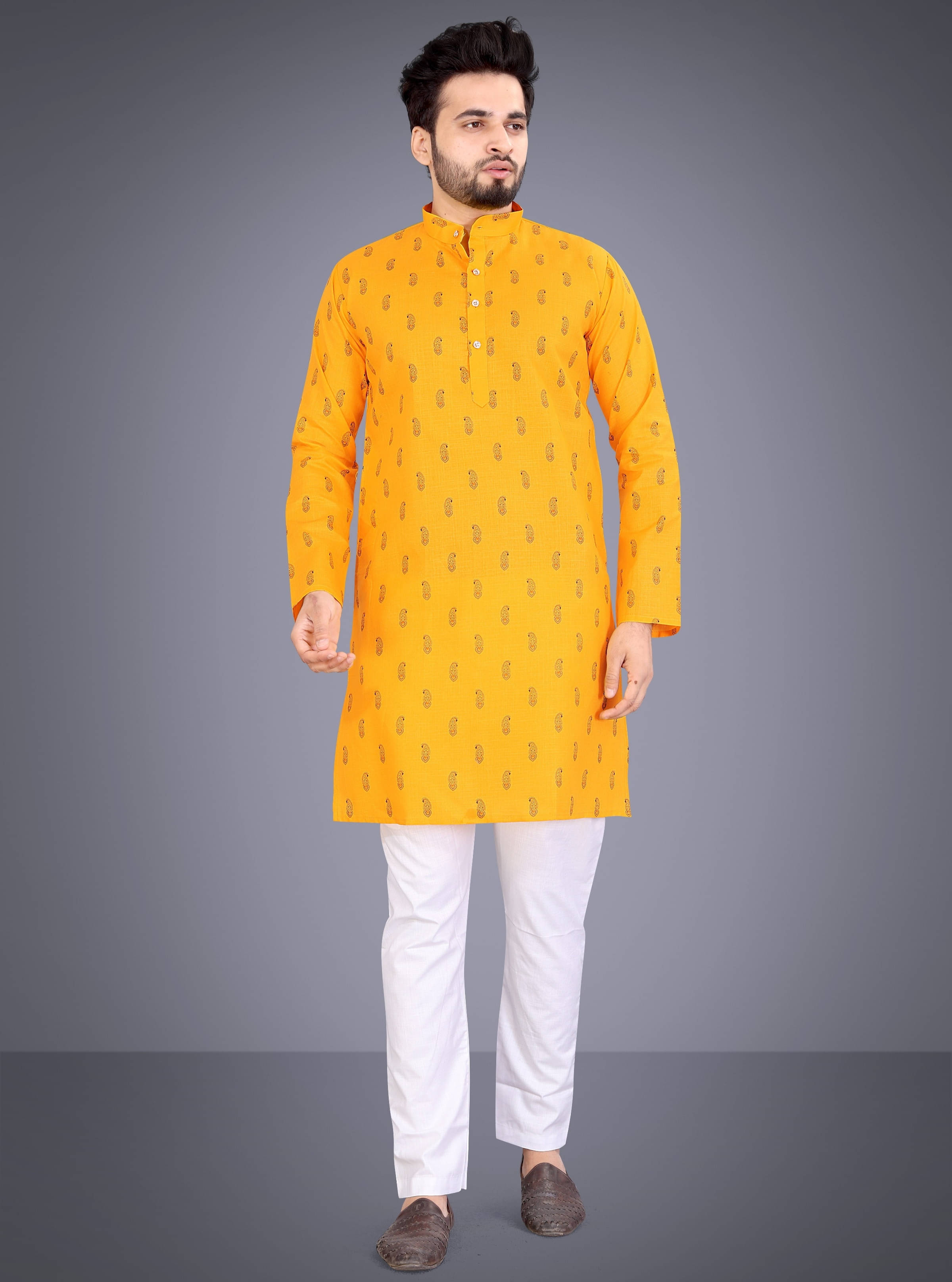     			SPOQUE Yellow Cotton Blend Regular Fit Men's Kurta Pyjama Set ( Pack of 1 )