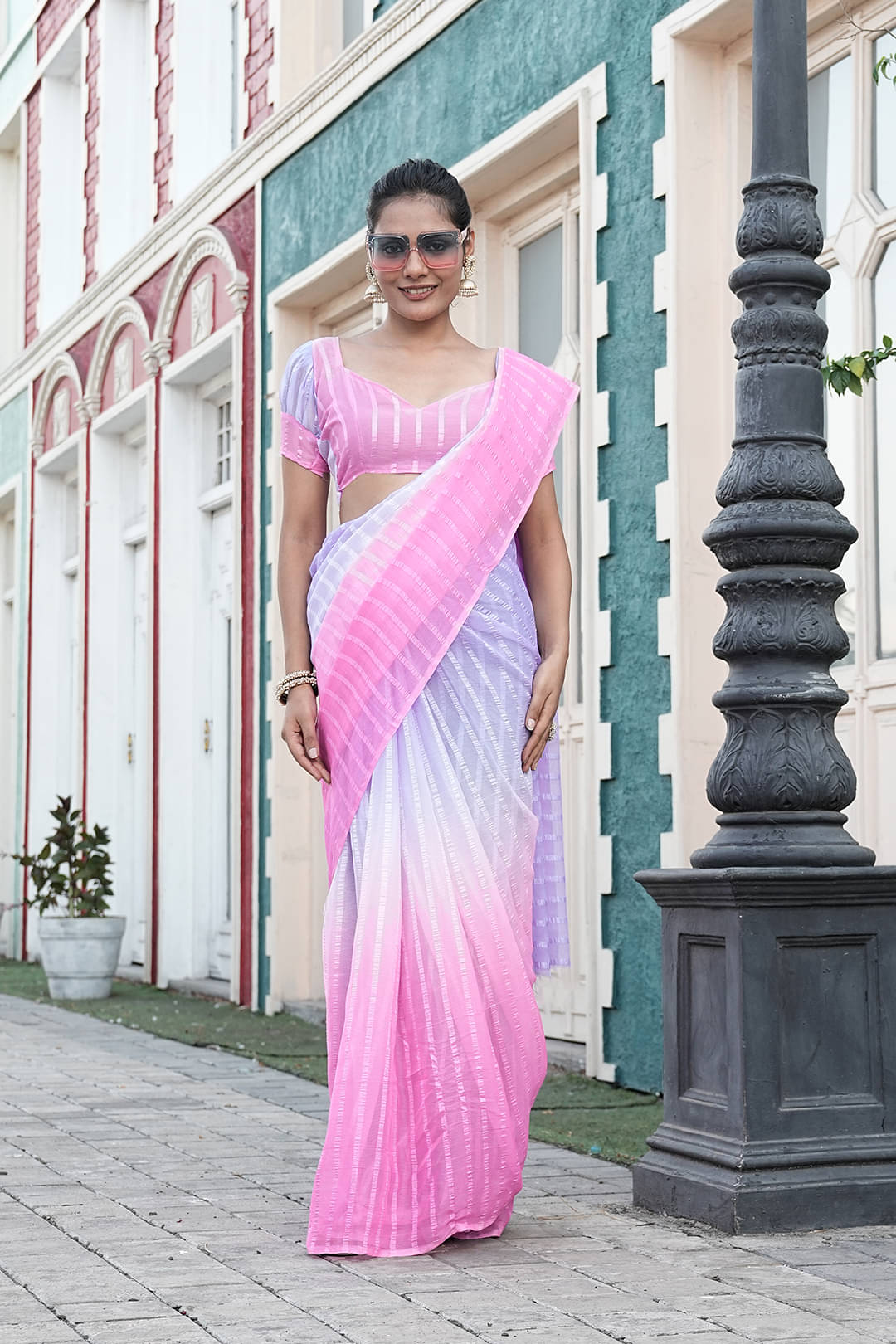     			Sanwariya Silks Silk Blend Striped Maheshwari Saree With Unstitched Blouse Piece ( Pink )