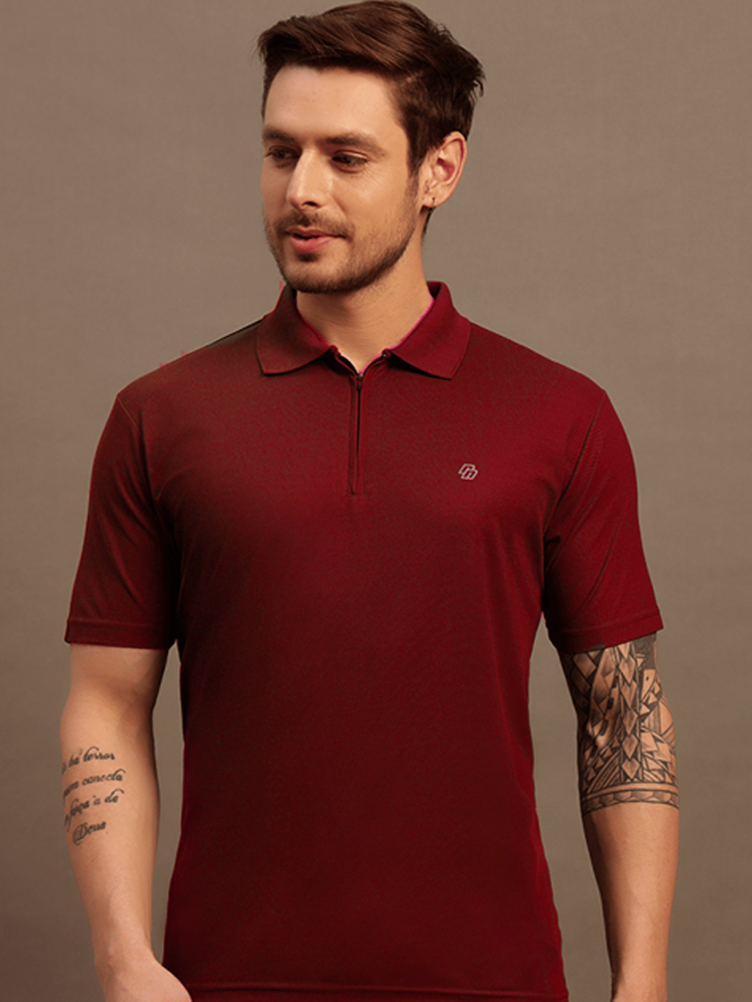     			renuovo Men Cotton Blend Regular Fit Solid Polo T Shirt ( Maroon )