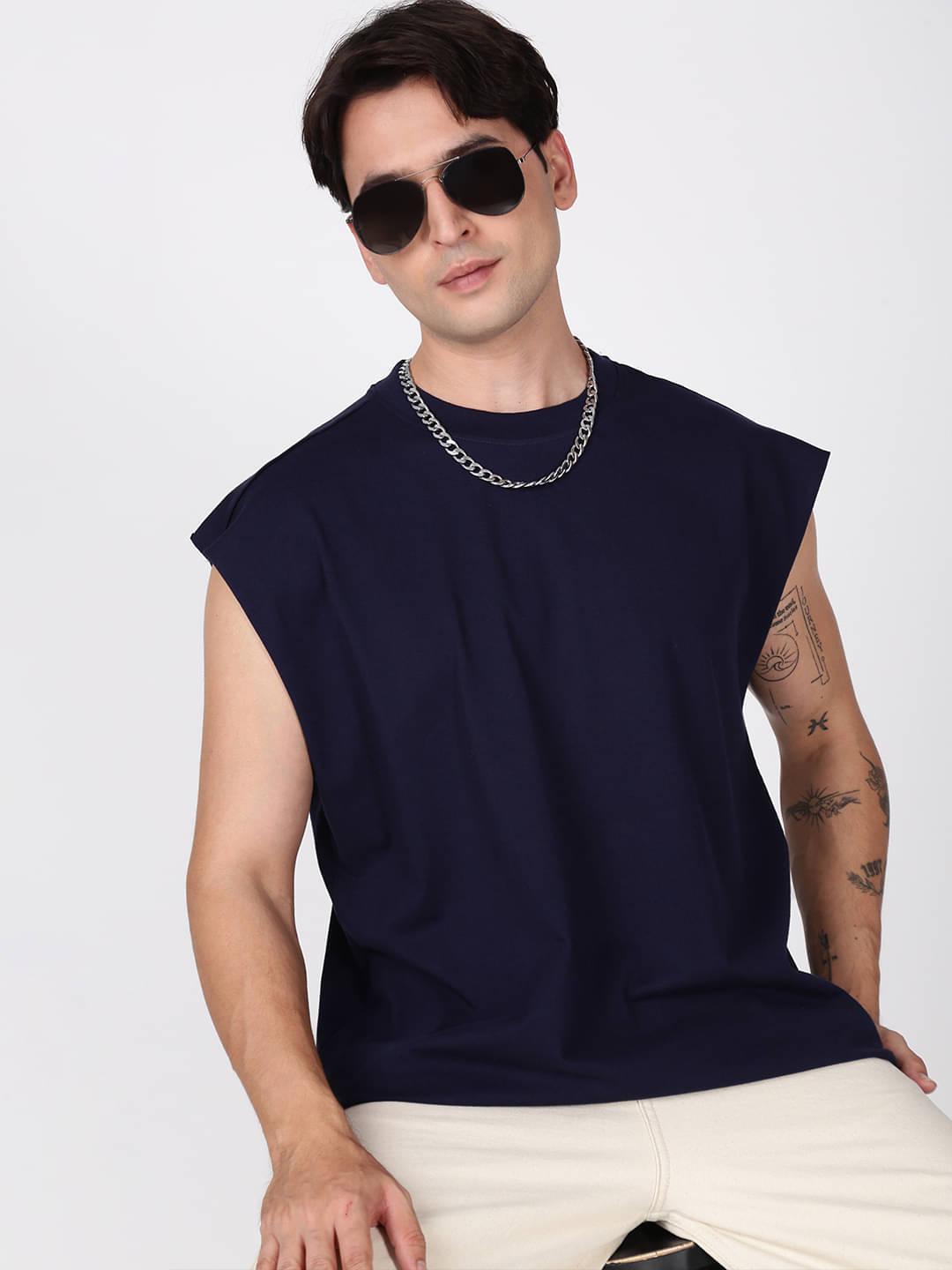 Bene Kleed Men 100% Cotton Oversized Fit Solid T-Shirt ( Navy Blue ) Bene Kleed Men 100% Cotton Oversized Fit Solid T-Shirt ( Navy Blue )