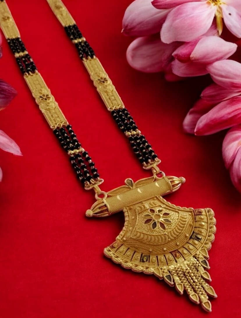 Genric Golden Mangalsutra ( Pack of 1 ) Genric Golden Mangalsutra ( Pack of 1 )