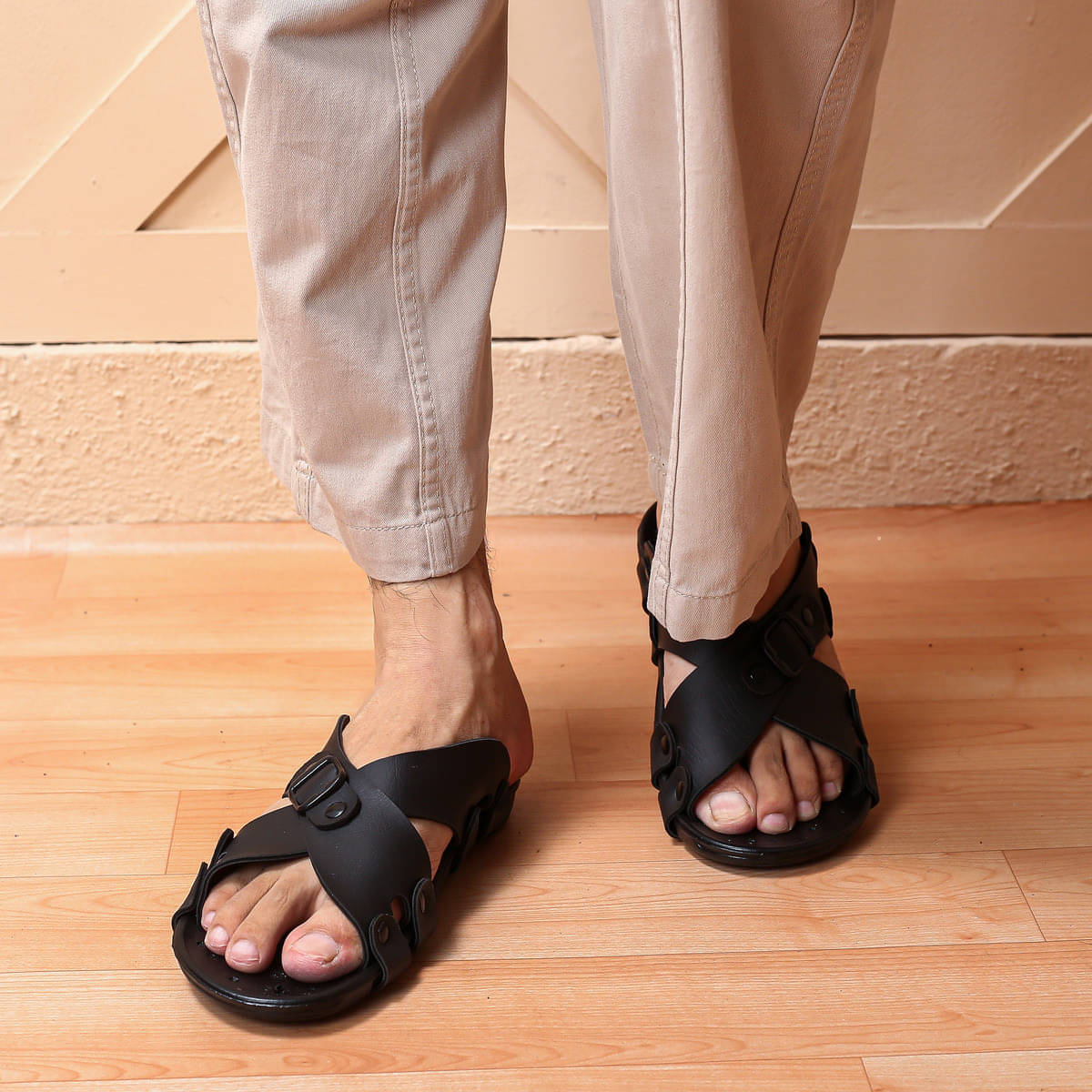     			Guardian - Black Men's Sandals