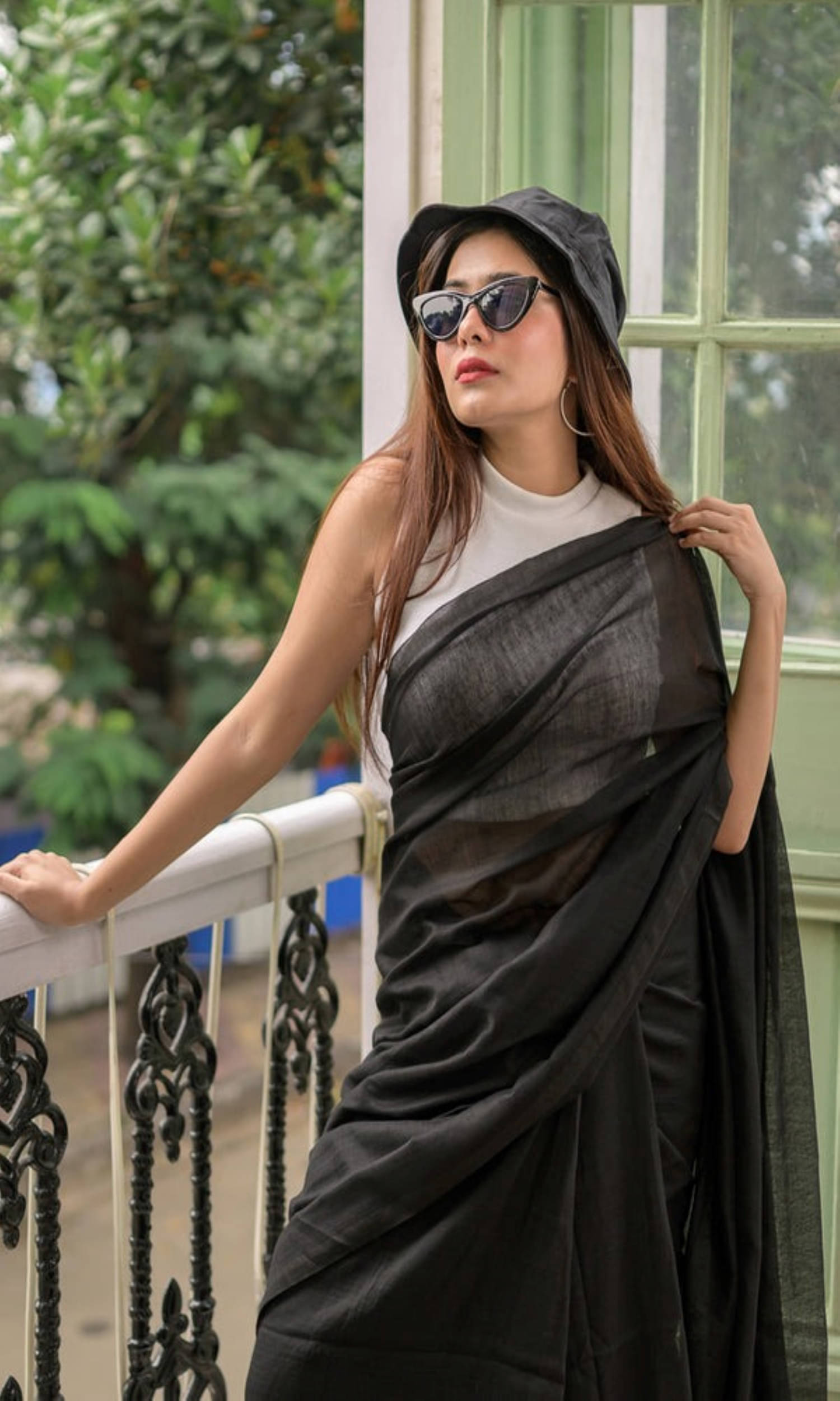     			PIYARI FASHION Cotton Blend Solid Tant Saree With Unstitched Blouse Piece ( Black )