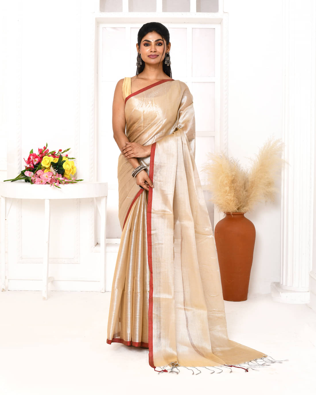     			PIYARI FASHION Tissue Woven Chettinad Saree With Unstitched Blouse Piece ( Beige )