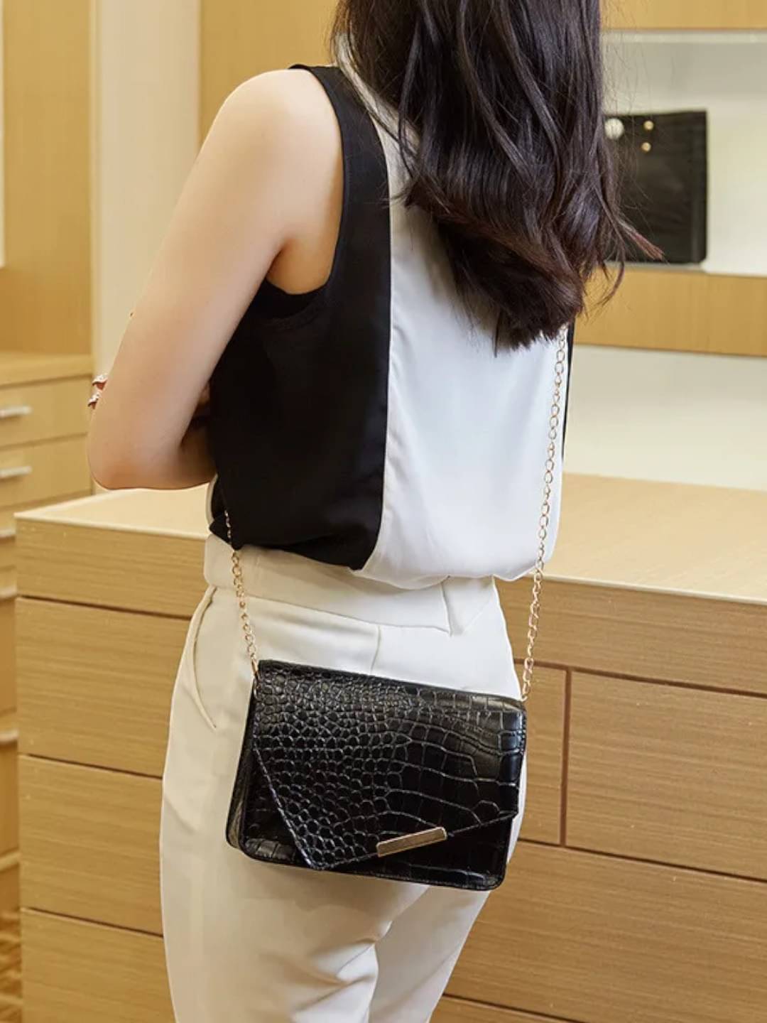     			gufrina Sling Bag PU Set of 1 ( Black )