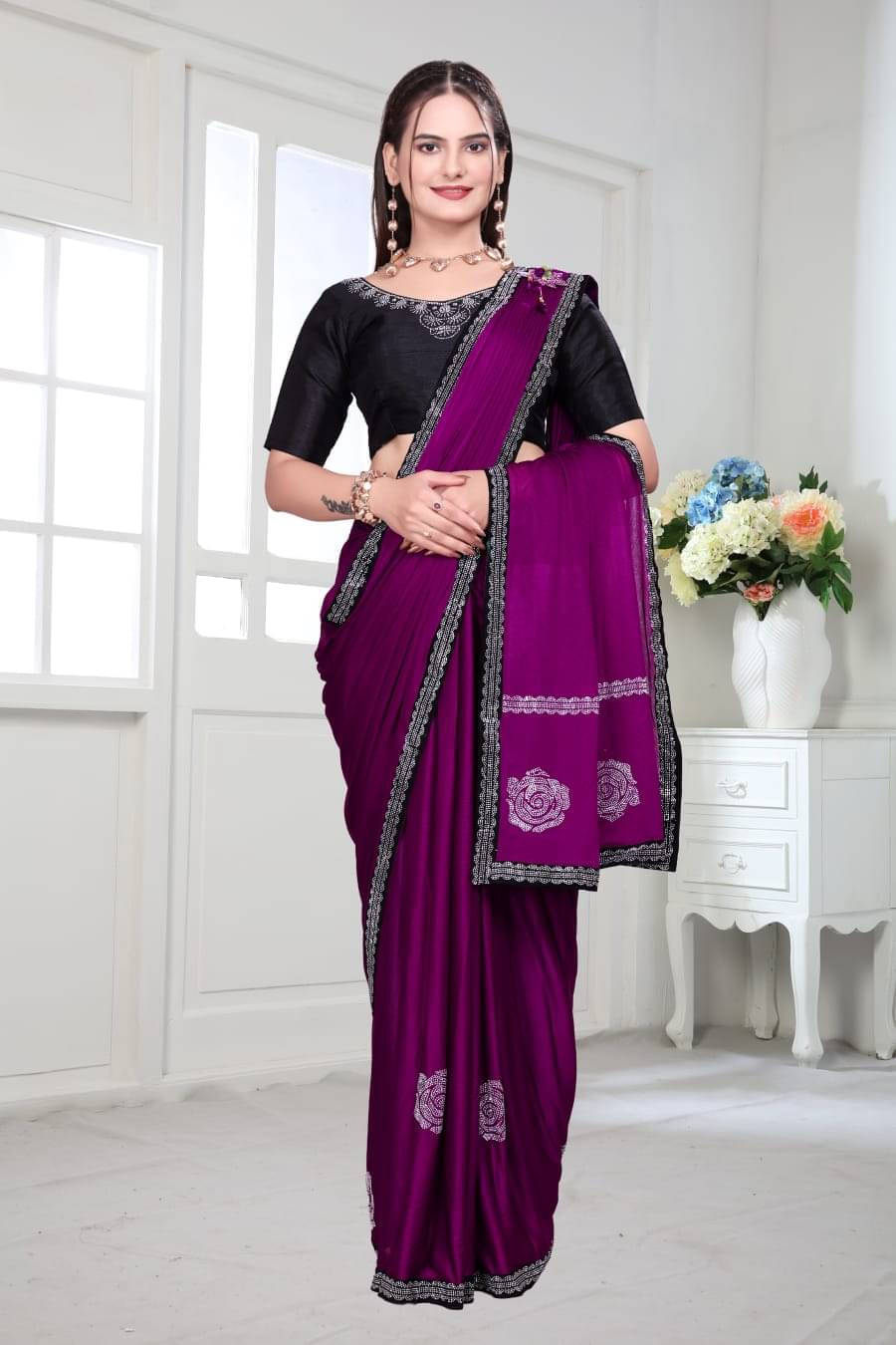     			Apnisha Lycra Embellished Phulkari saree With Unstitched Blouse Piece ( Wine )
