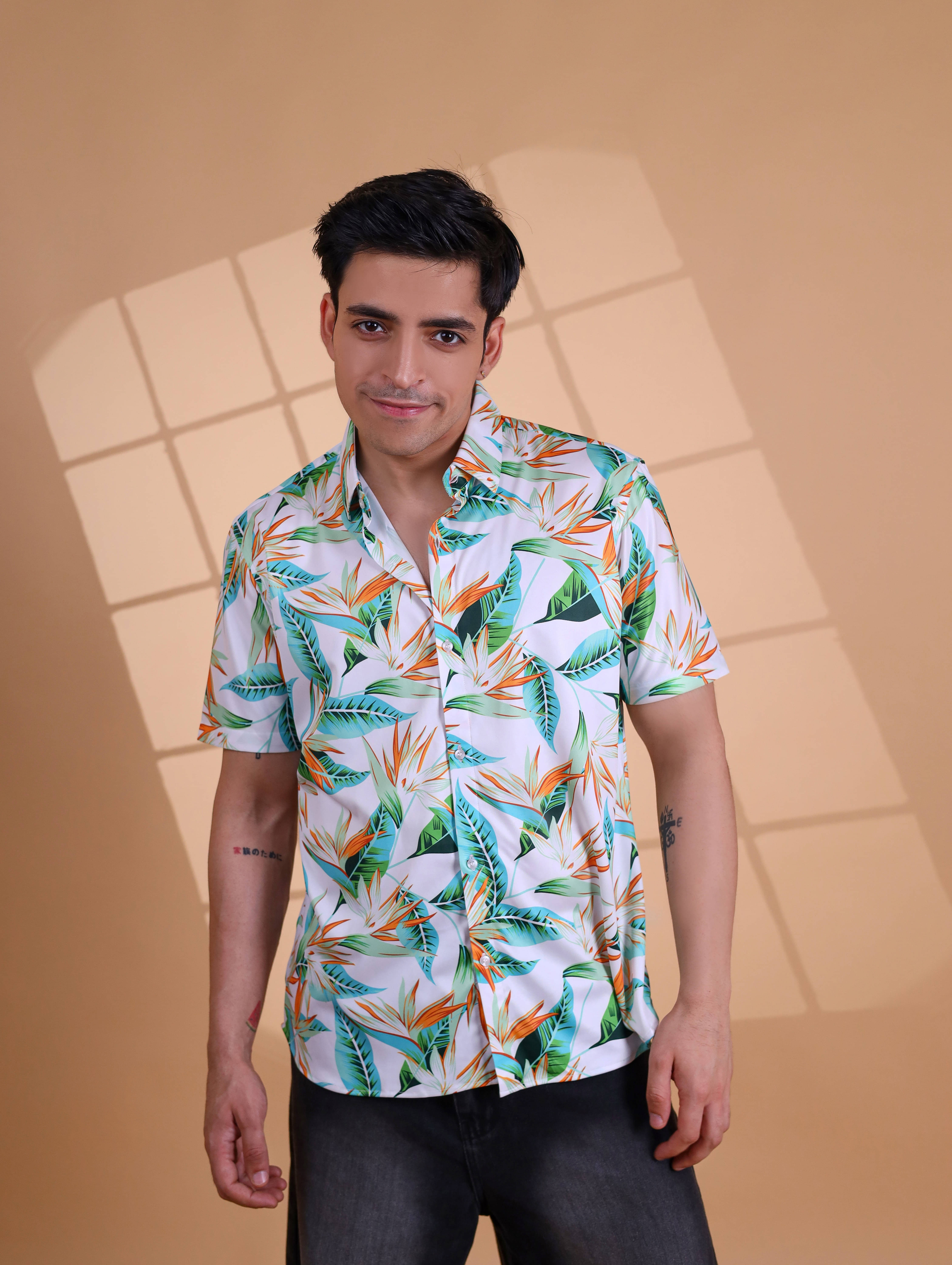 Fesner Cotton Blend Regular Fit Printed Half Sleeves Men's Casual Shirt - Multicolor ( Pack of 1 )     			Fesner Cotton Blend Regular Fit Printed Half Sleeves Men's Casual Shirt - Multicolor ( Pack of 1 )