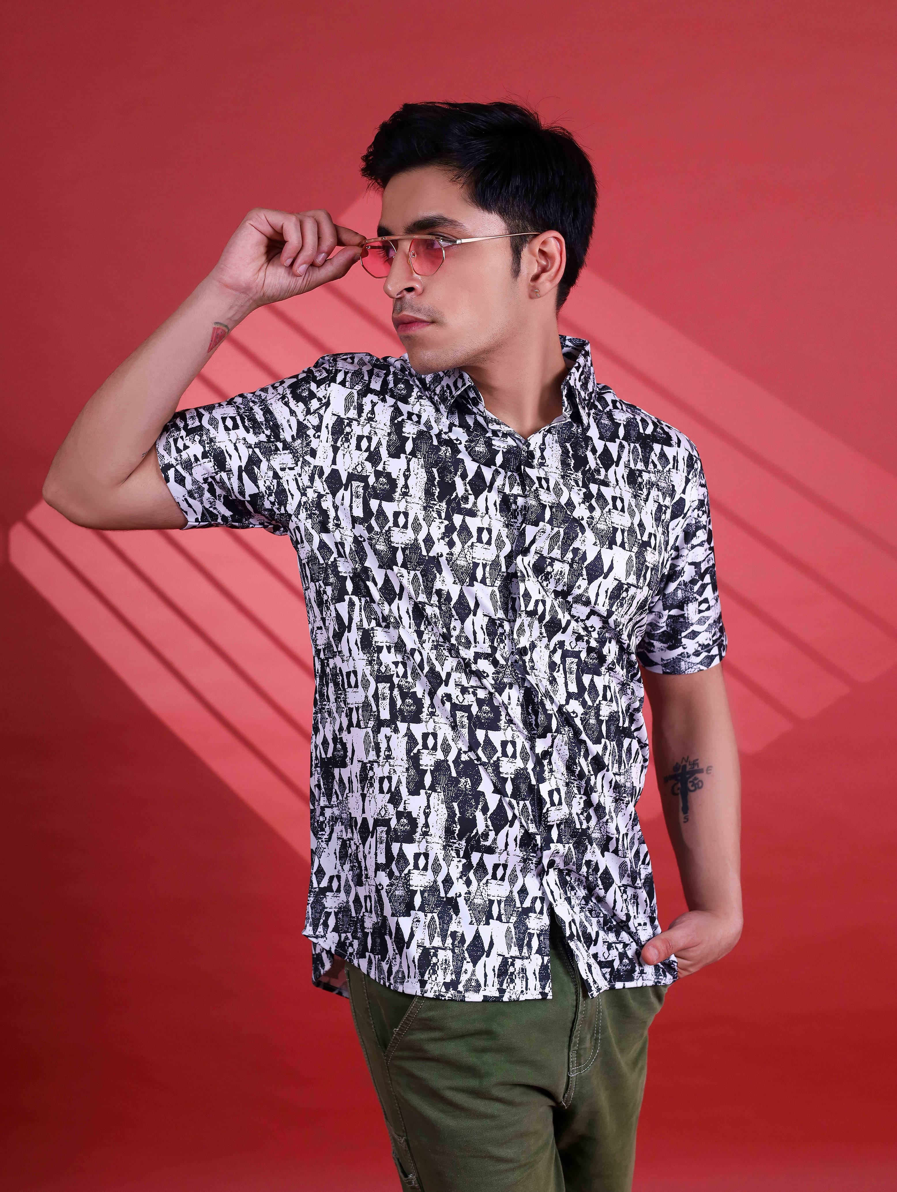 Fesner Cotton Blend Regular Fit Printed Half Sleeves Men's Casual Shirt - Multicolor ( Pack of 1 ) Fesner Cotton Blend Regular Fit Printed Half Sleeves Men's Casual Shirt - Multicolor ( Pack of 1 )