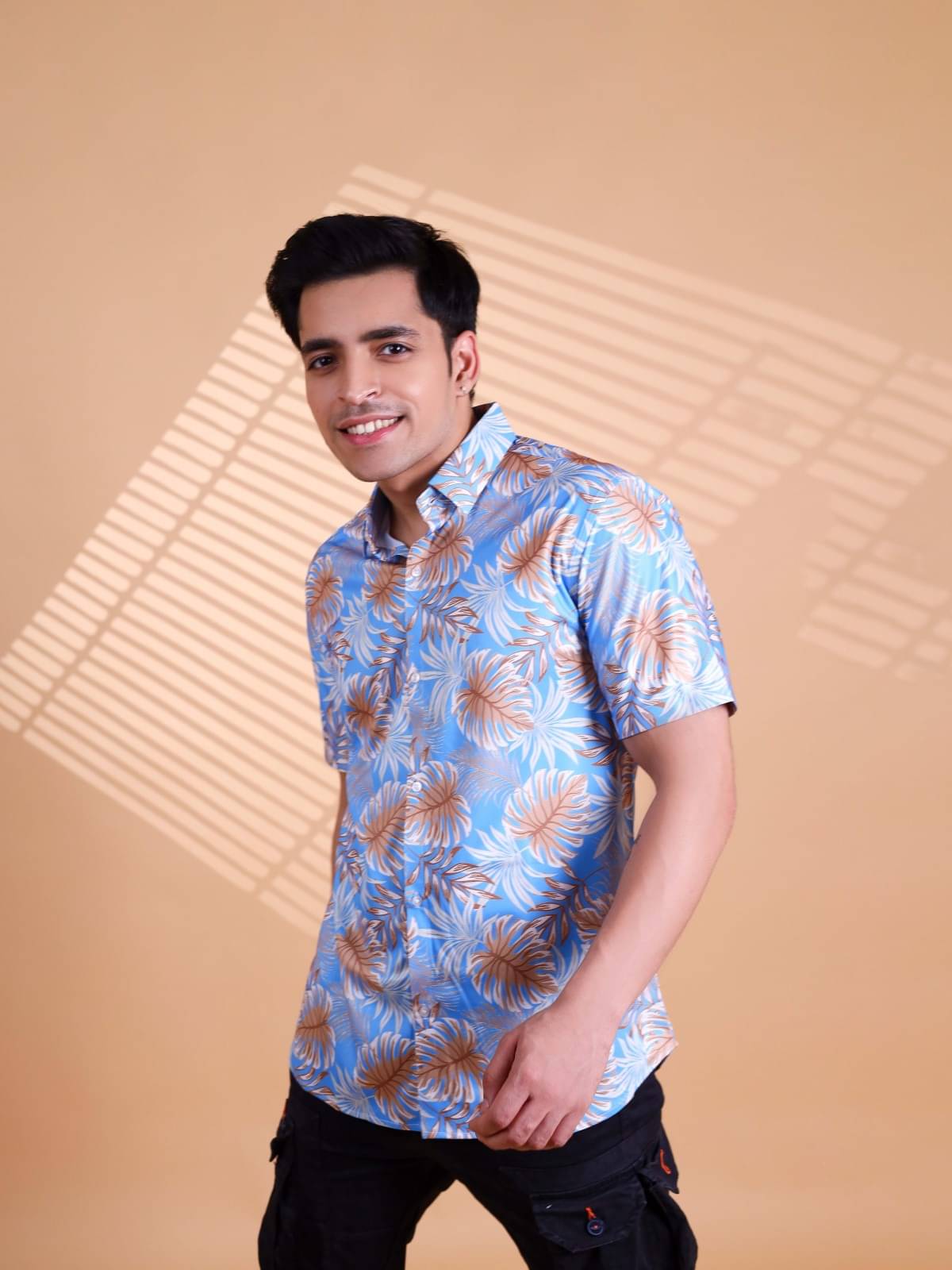     			Fesner Cotton Blend Regular Fit Printed Half Sleeves Men's Casual Shirt - Multicolor ( Pack of 1 )