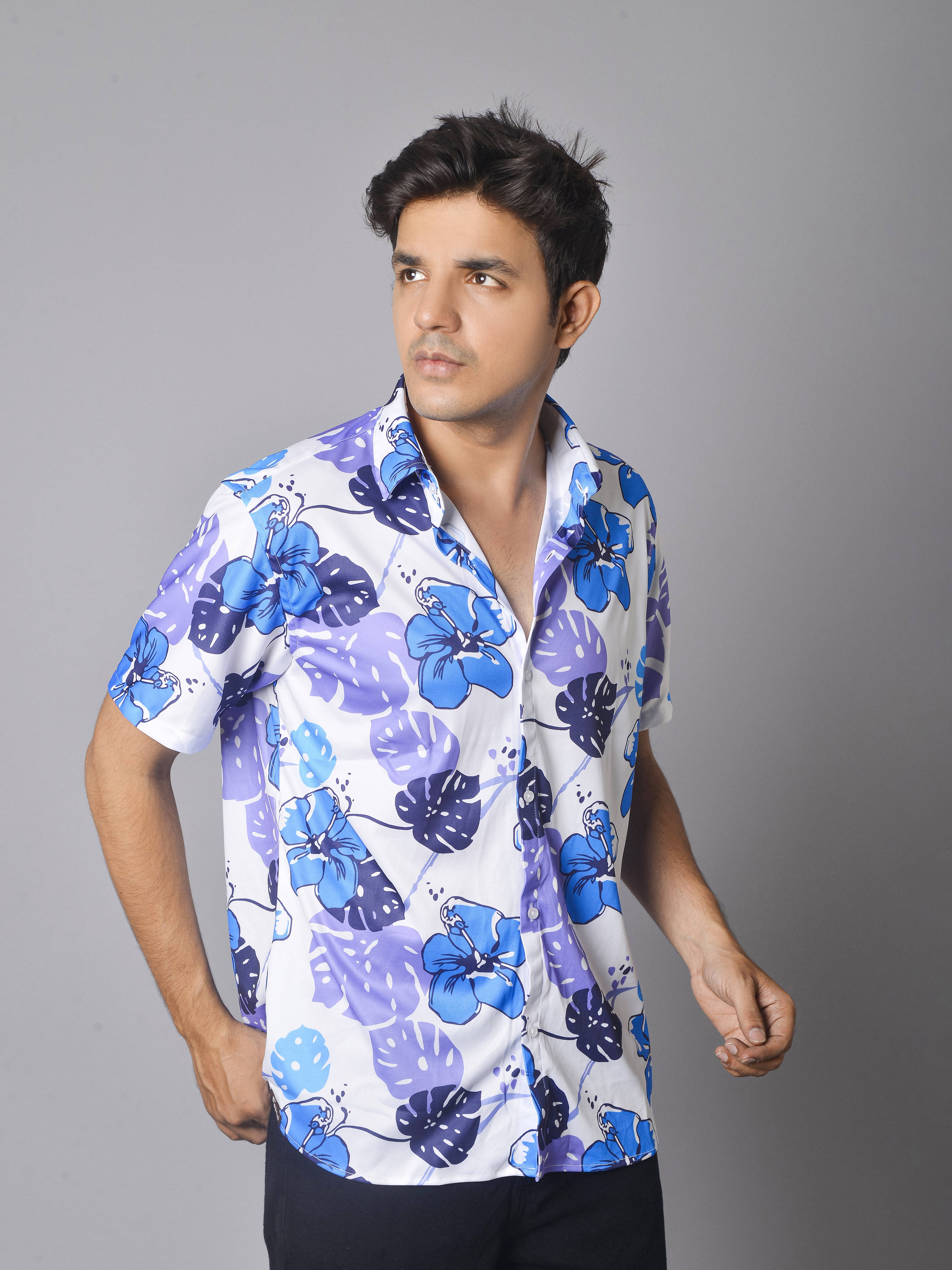 Fesner Poly Cotton Regular Fit Printed Half Sleeves Men's Casual Shirt - Multicolor ( Pack of 1 ) Fesner Poly Cotton Regular Fit Printed Half Sleeves Men's Casual Shirt - Multicolor ( Pack of 1 )