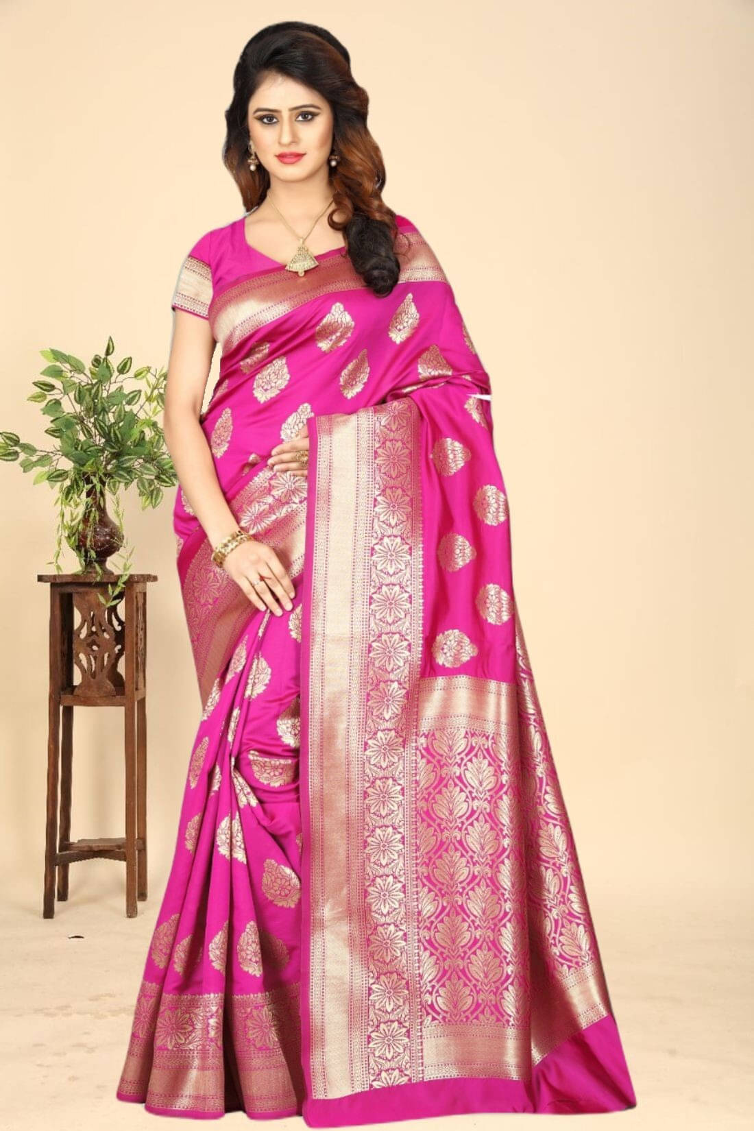 Kevami Fashion Silk Woven Kanjeevaram Sarees With Unstitched Blouse Piece ( Pink ) Kevami Fashion Silk Woven Kanjeevaram Sarees With Unstitched Blouse Piece ( Pink )